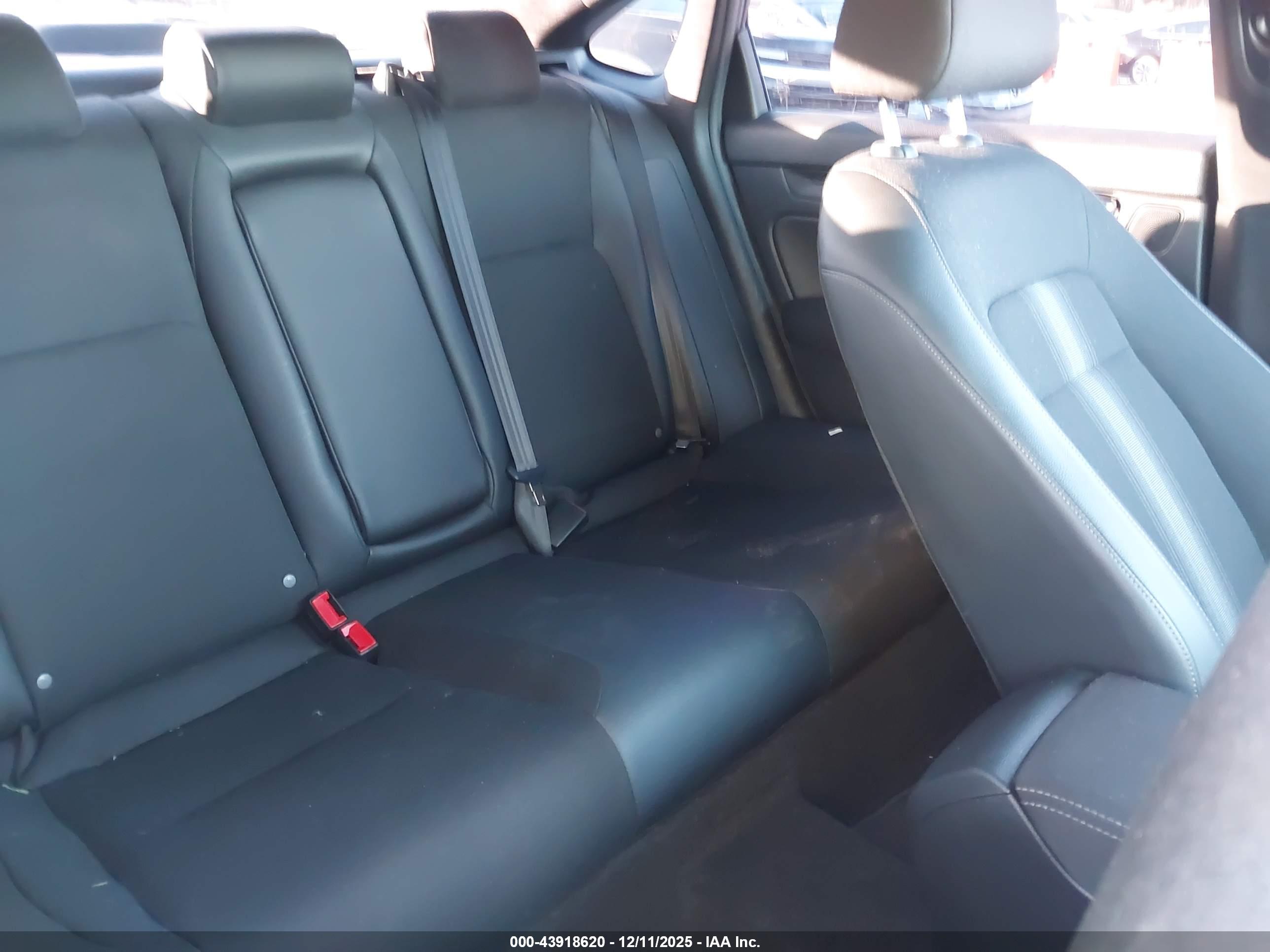 HONDA CIVIC image 8