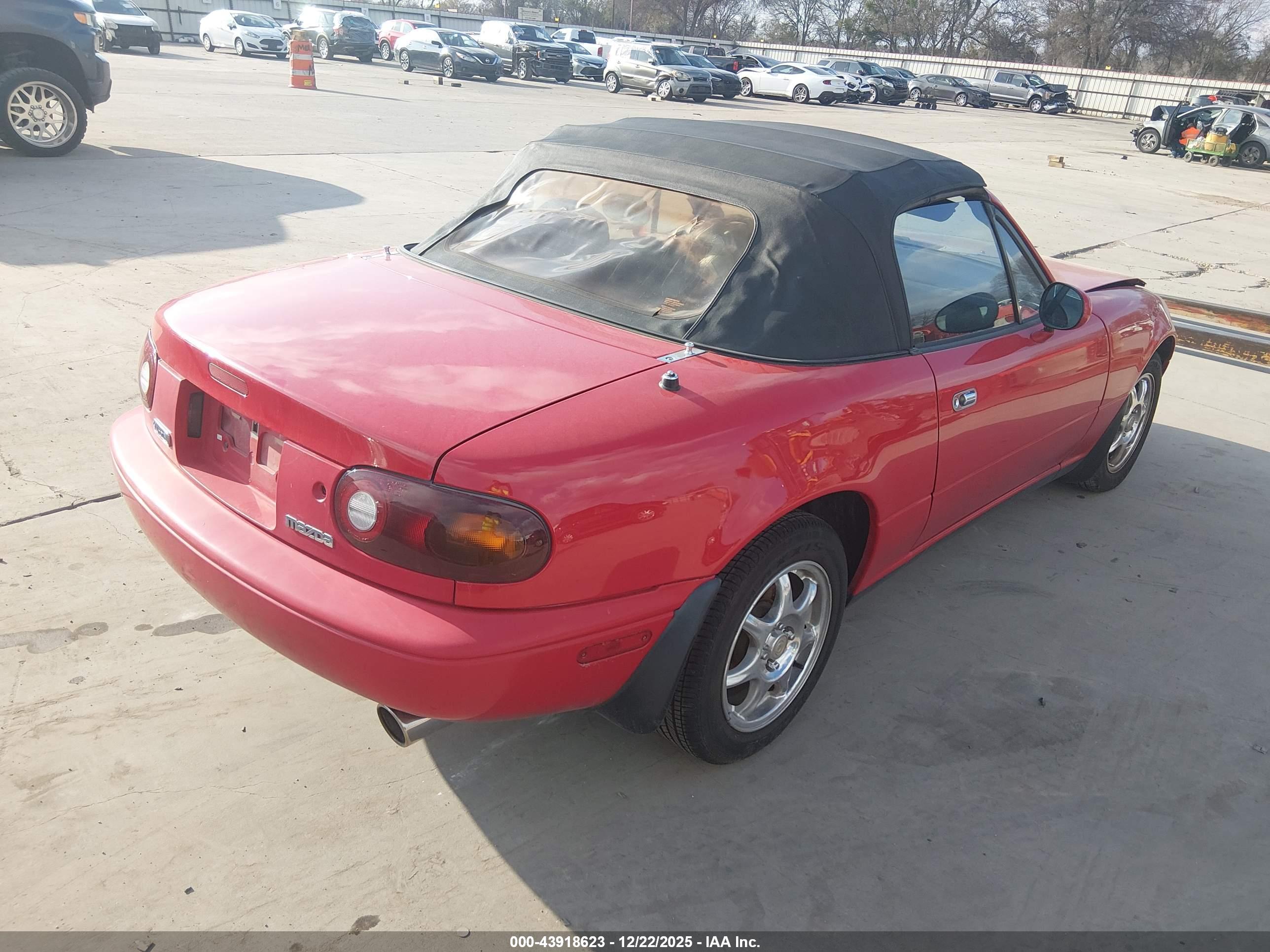 MAZDA MX-5 image 4