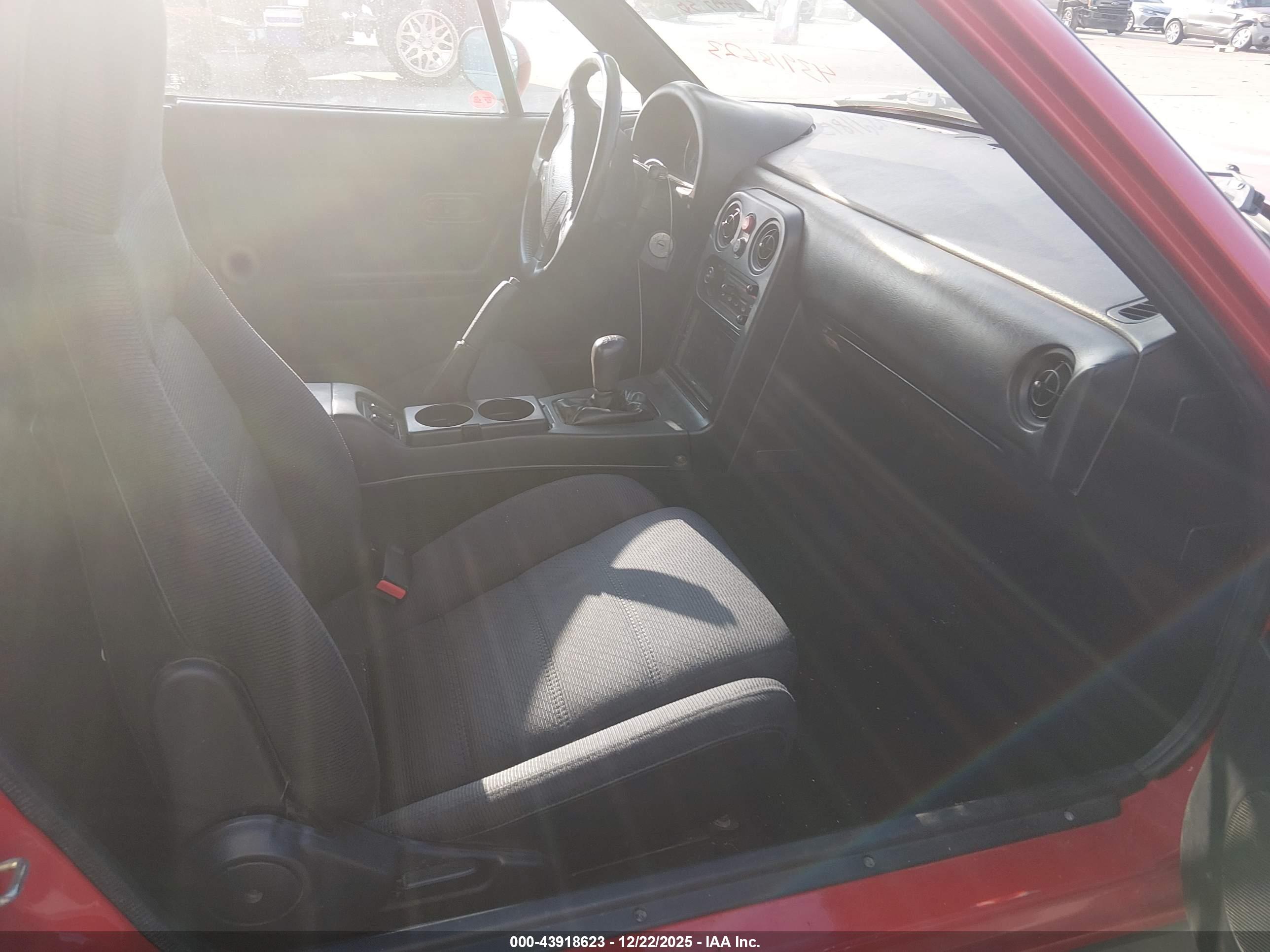 MAZDA MX-5 image 5