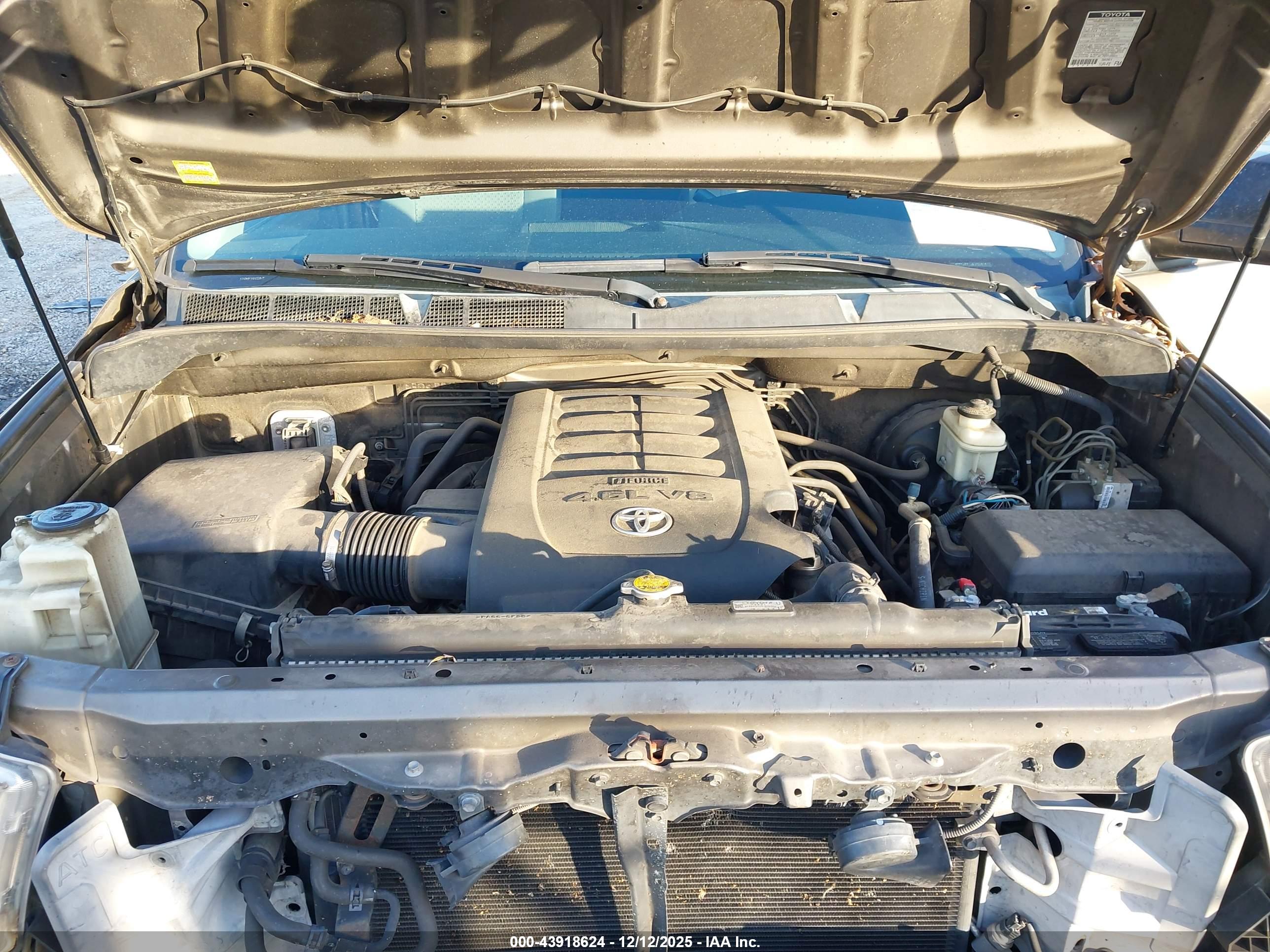 TOYOTA TUNDRA image 10