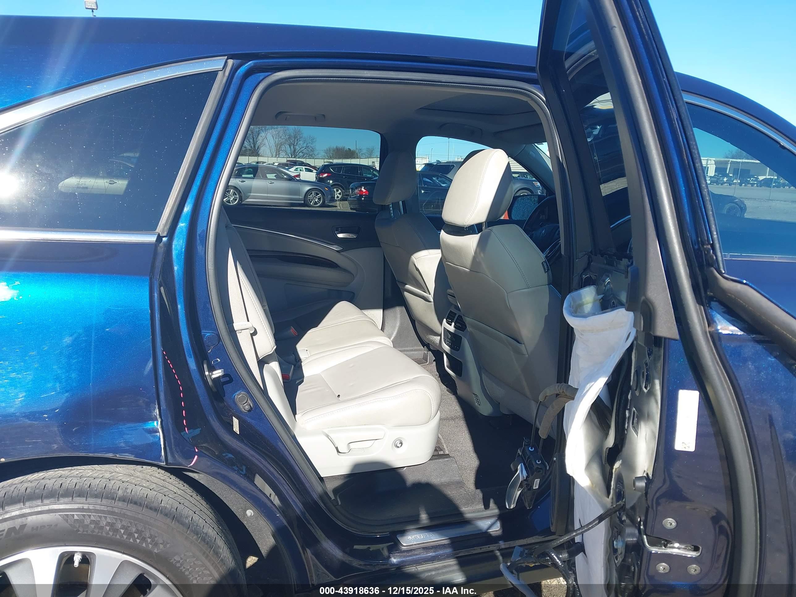 ACURA MDX image 8
