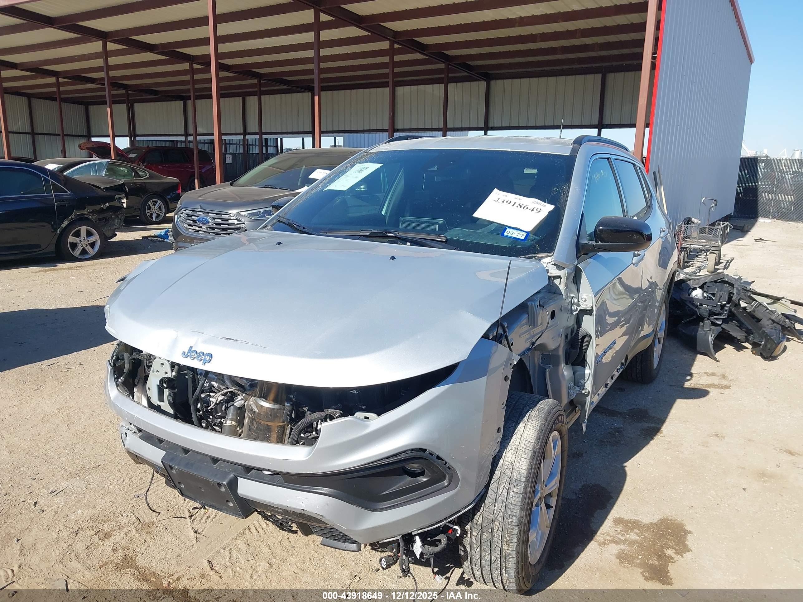 JEEP COMPASS image 2