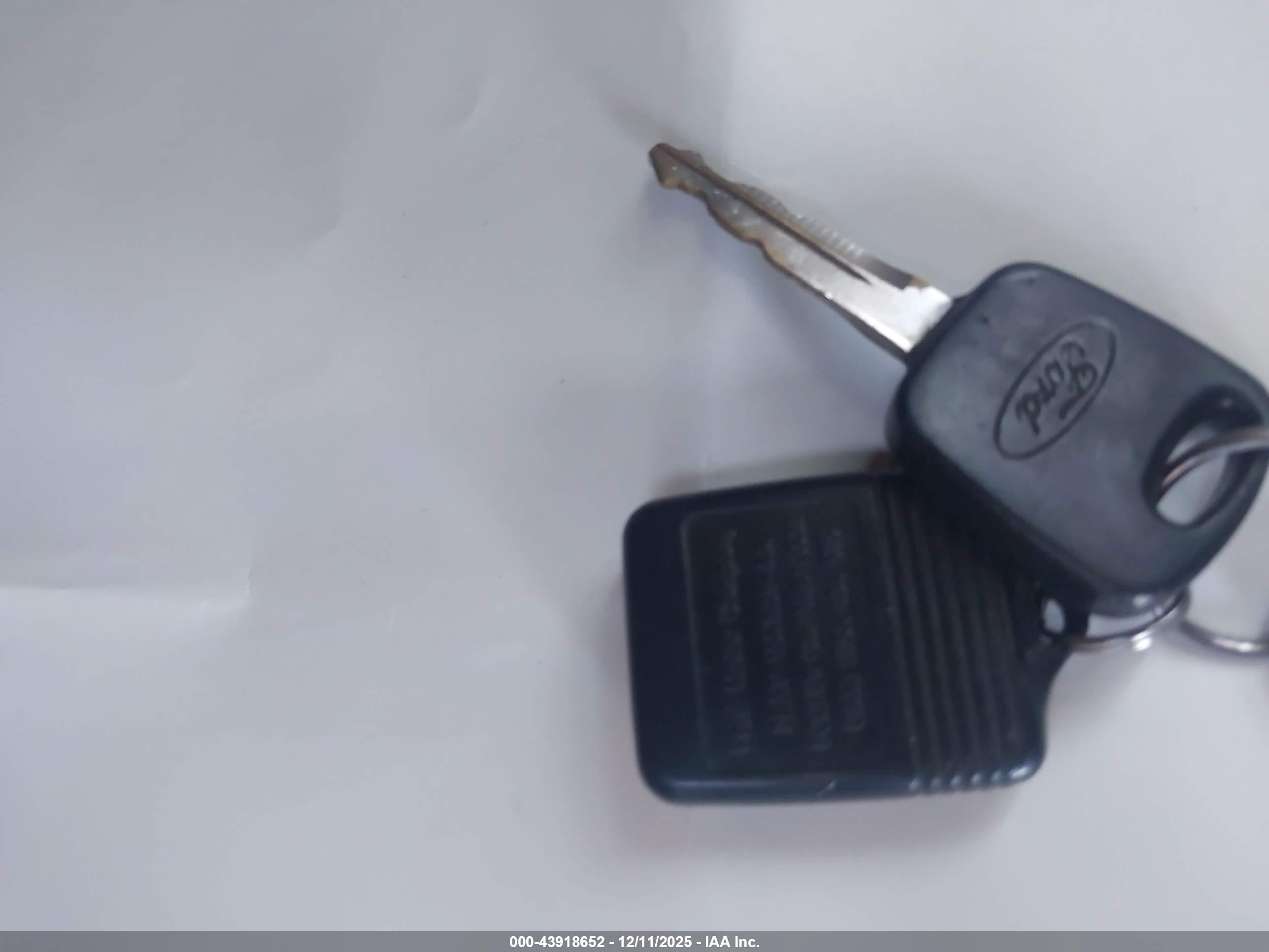FORD F-150 image 11