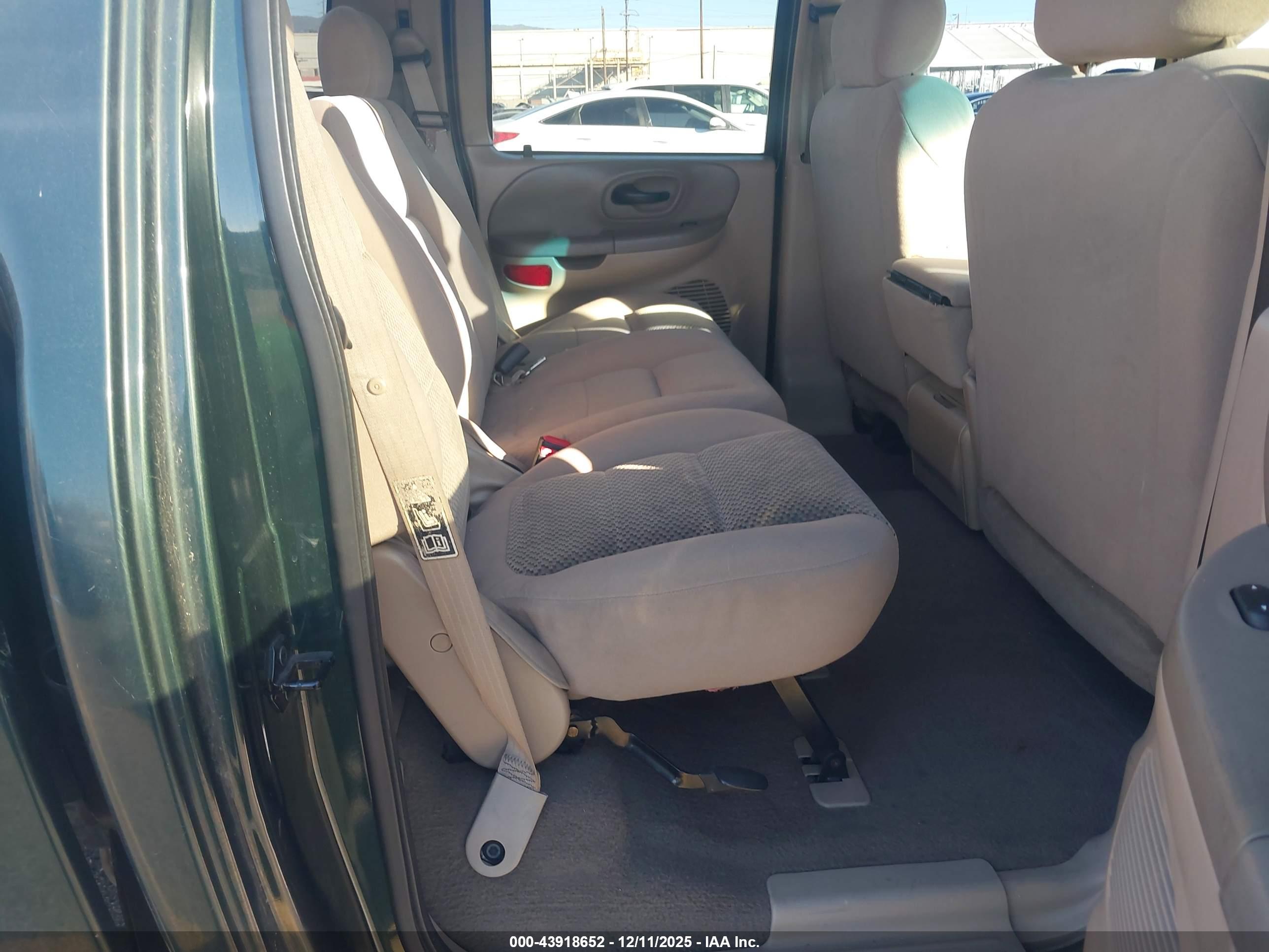 FORD F-150 image 8