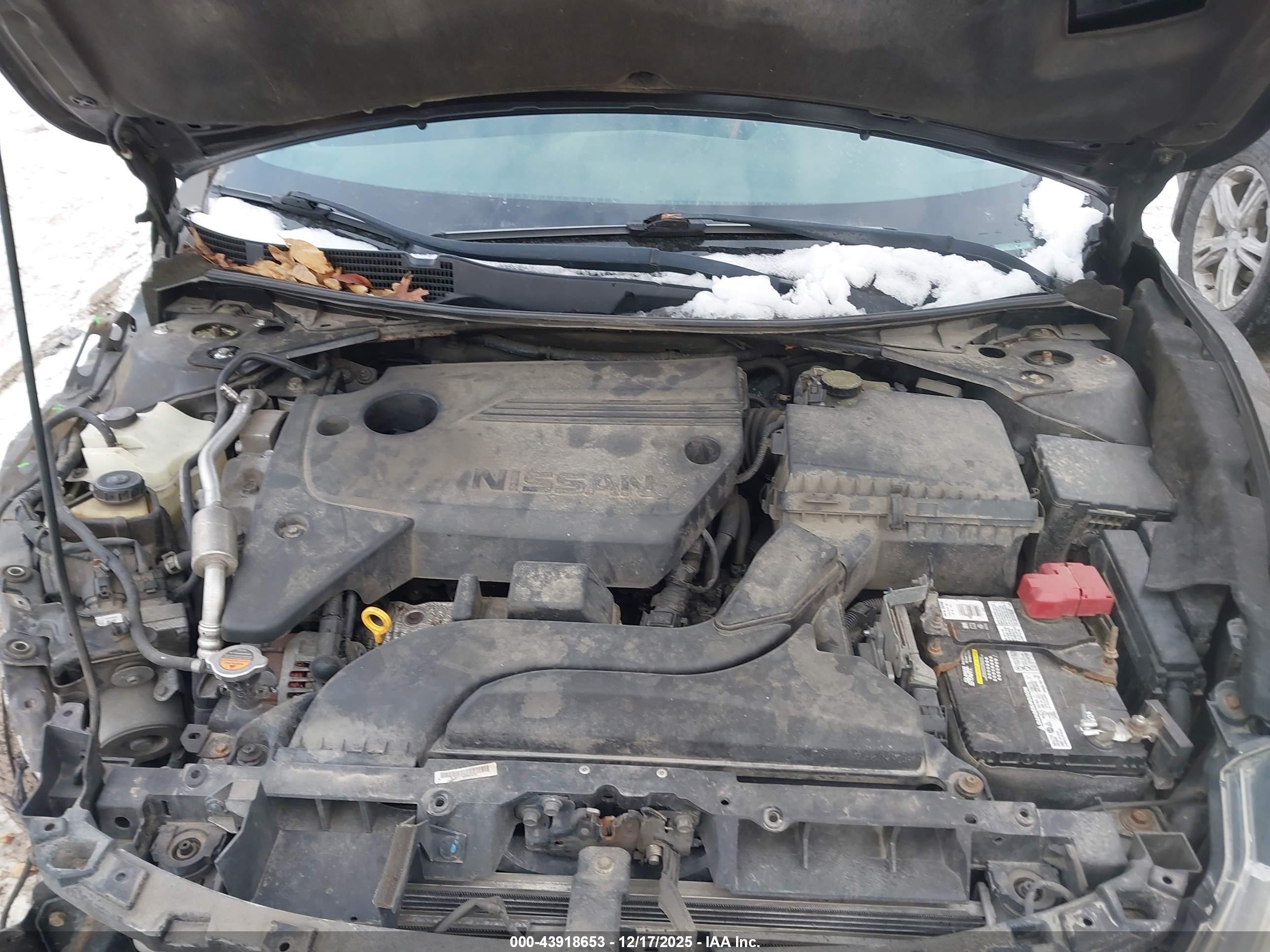 NISSAN ALTIMA image 10