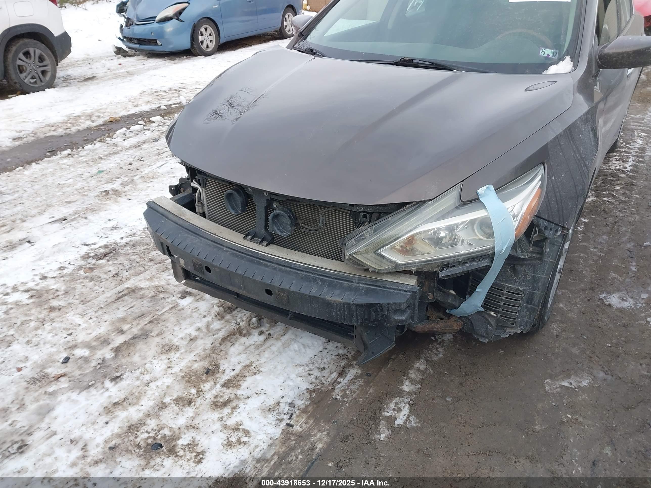 NISSAN ALTIMA image 6