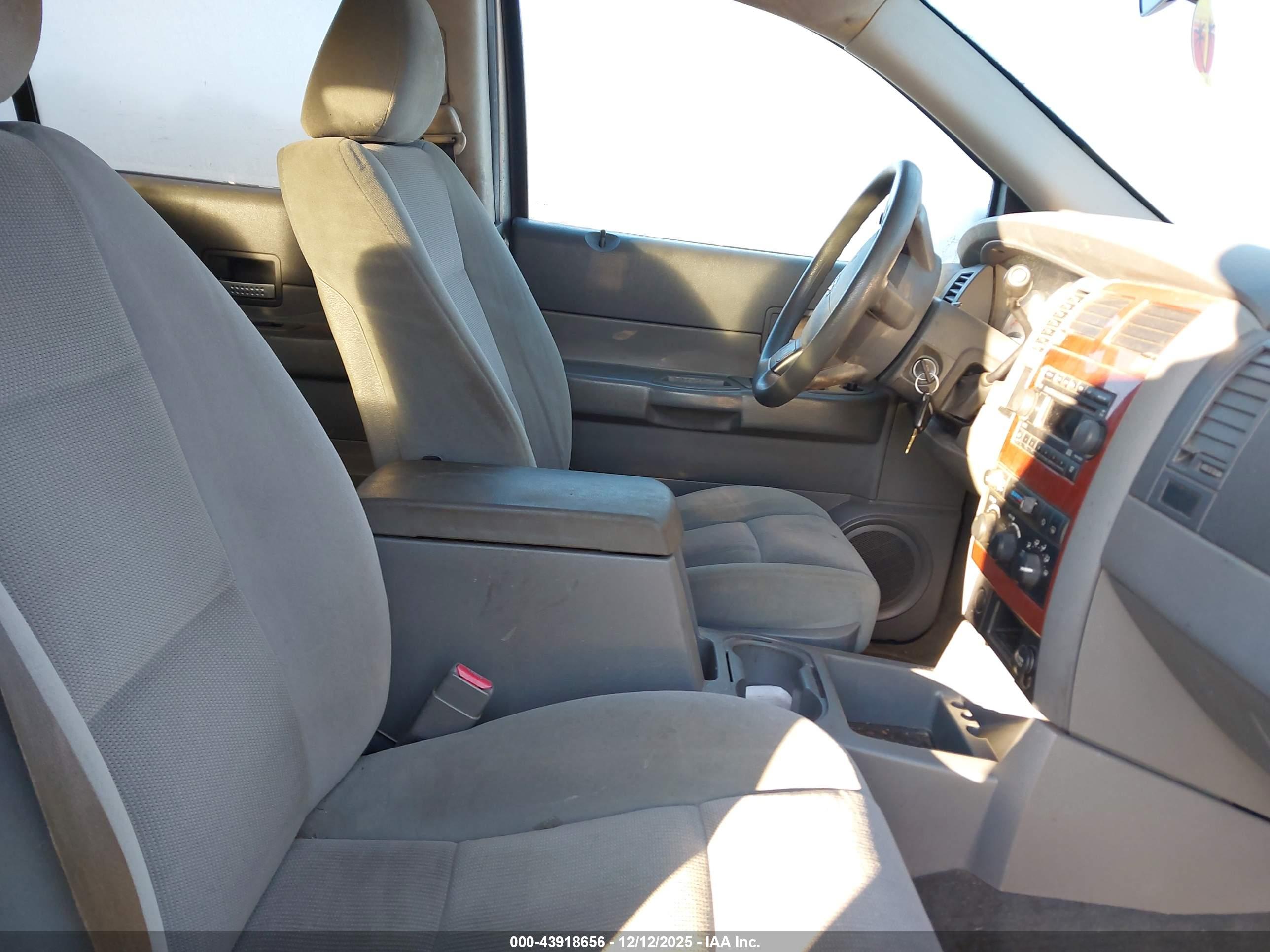 DODGE DURANGO image 5
