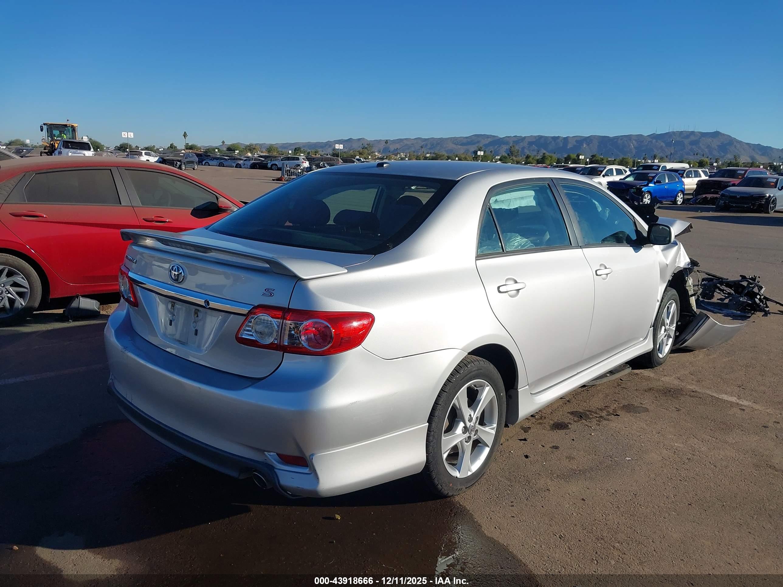 TOYOTA COROLLA image 4