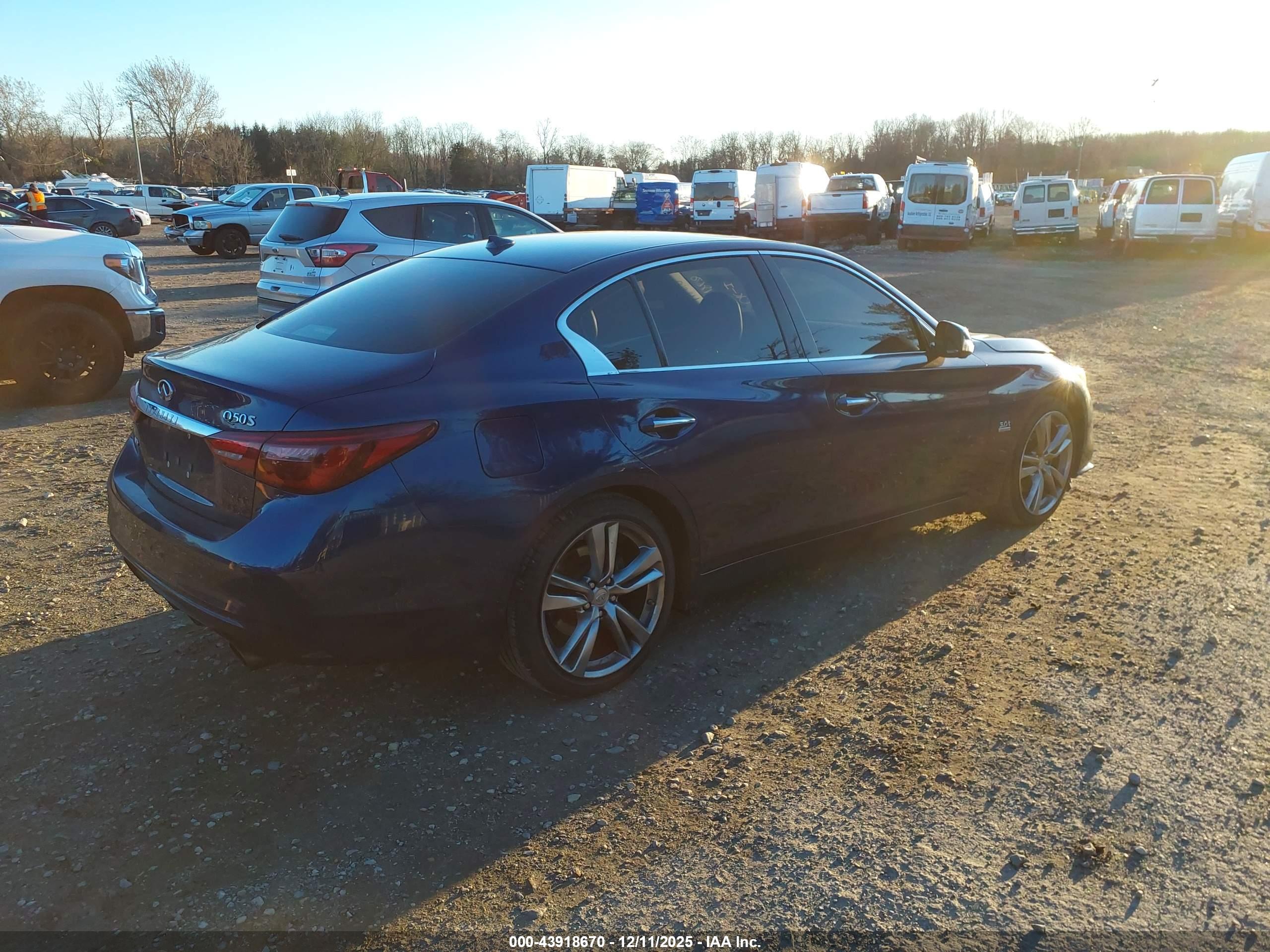 INFINITI Q50 image 4