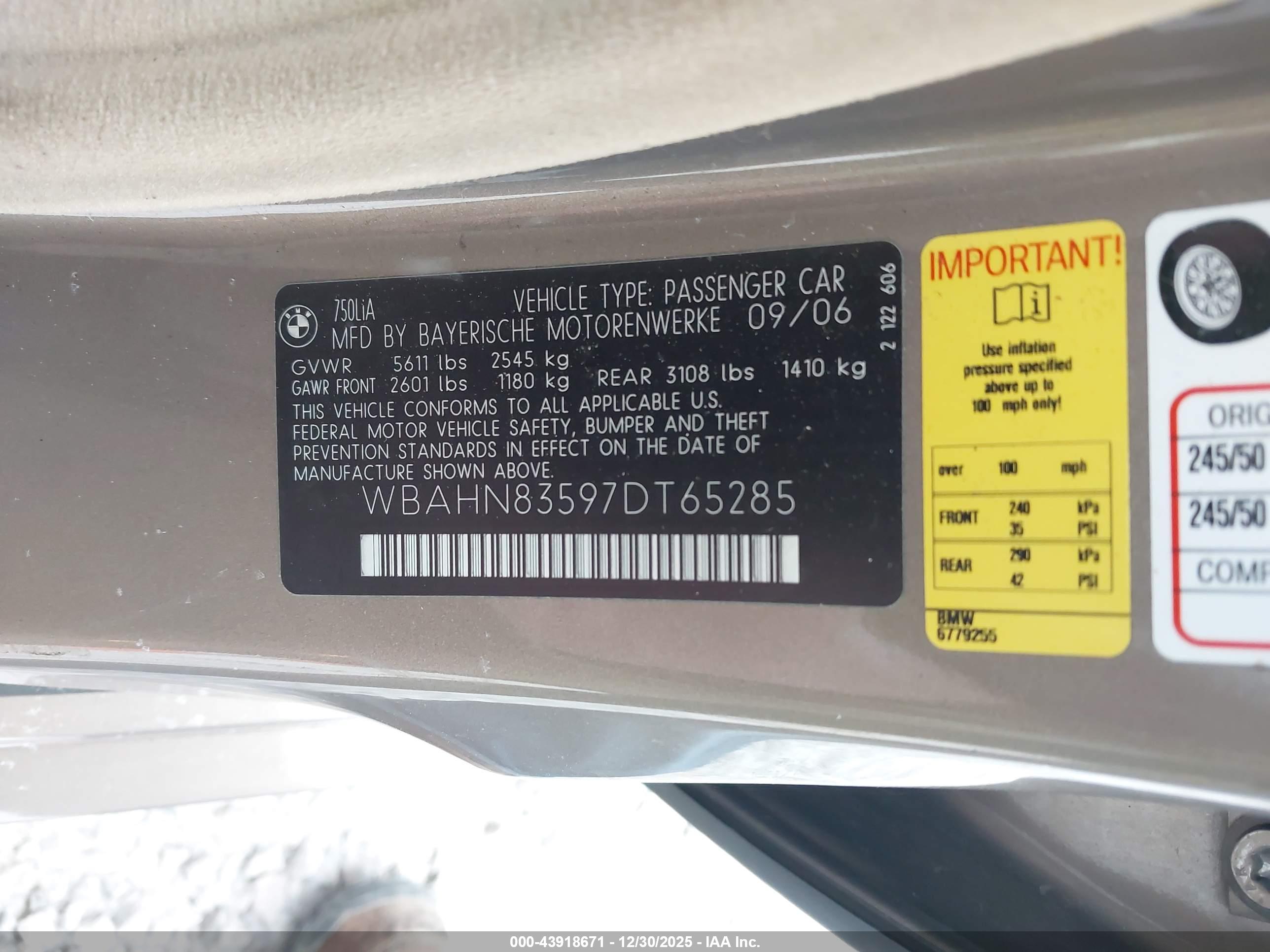 BMW 750LI image 9