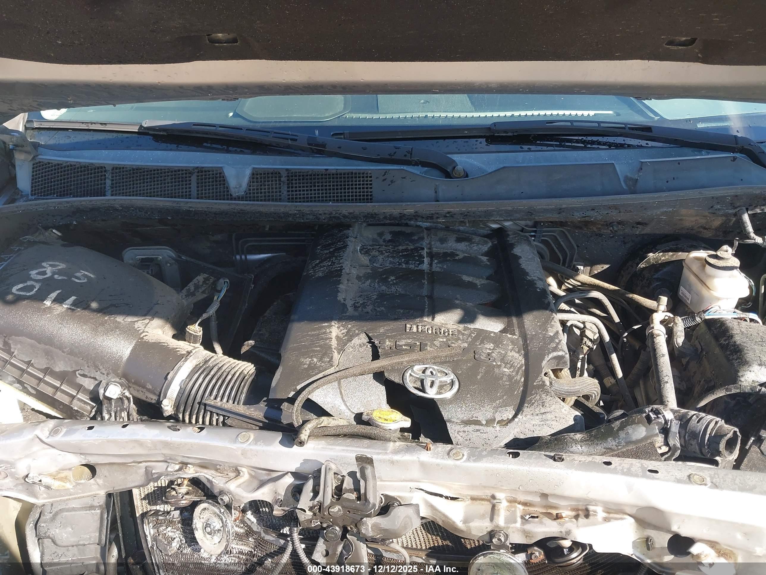 TOYOTA TUNDRA image 10