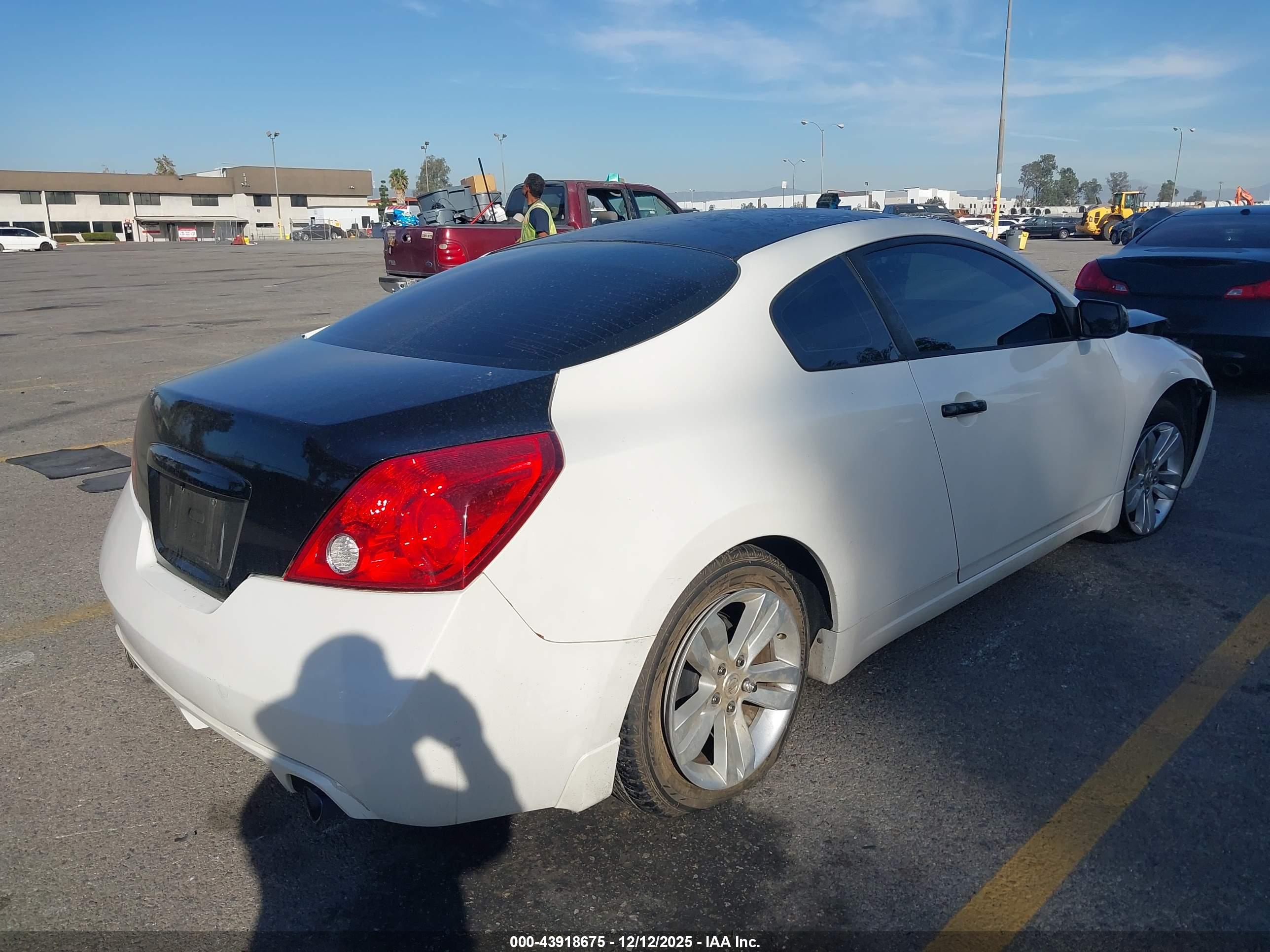 NISSAN ALTIMA image 4
