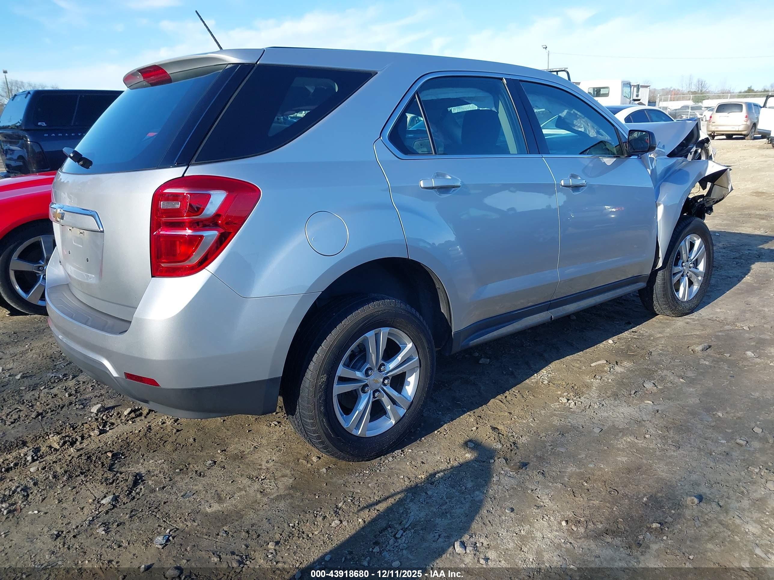 CHEVROLET EQUINOX image 4