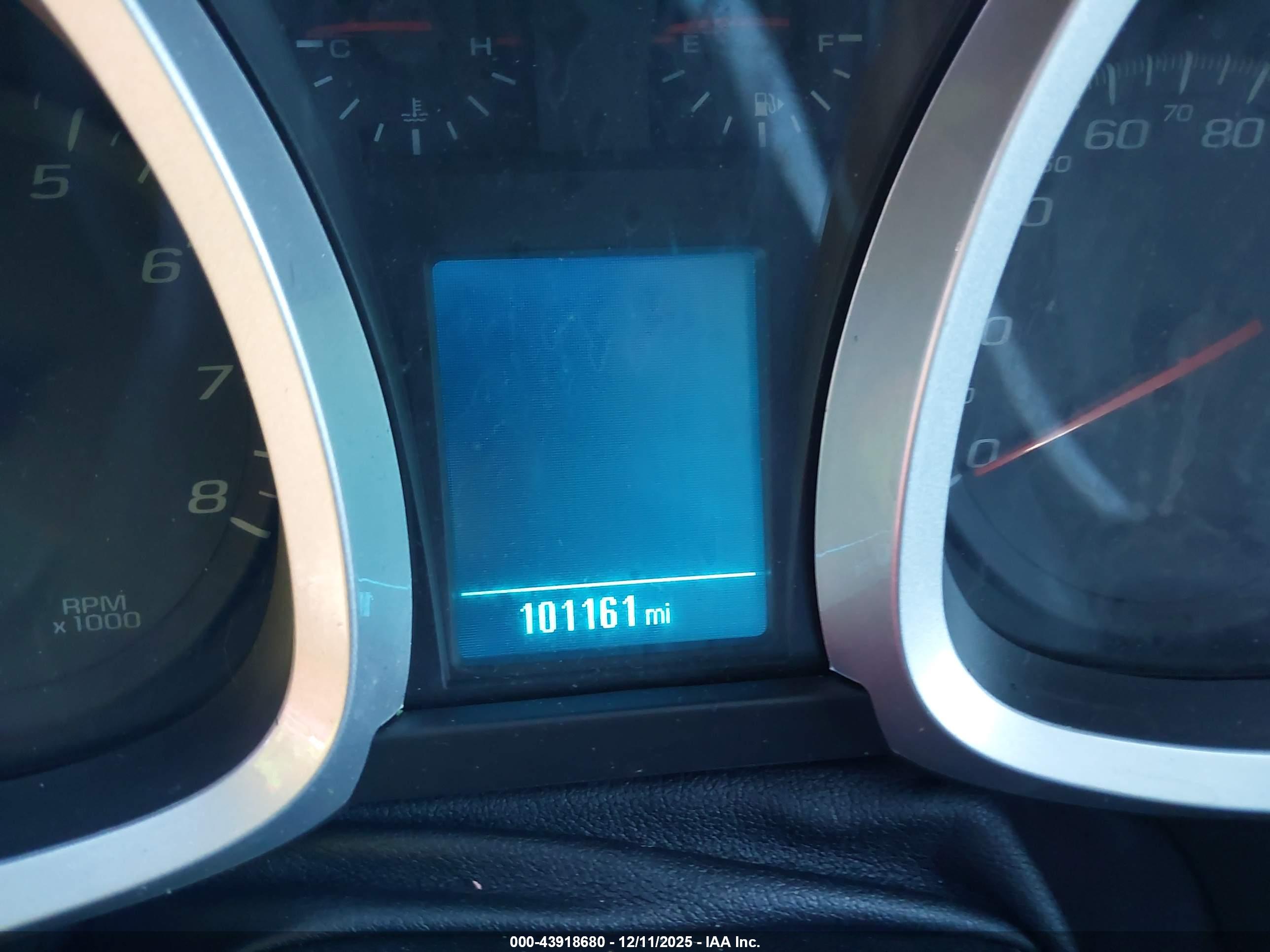 CHEVROLET EQUINOX image 7