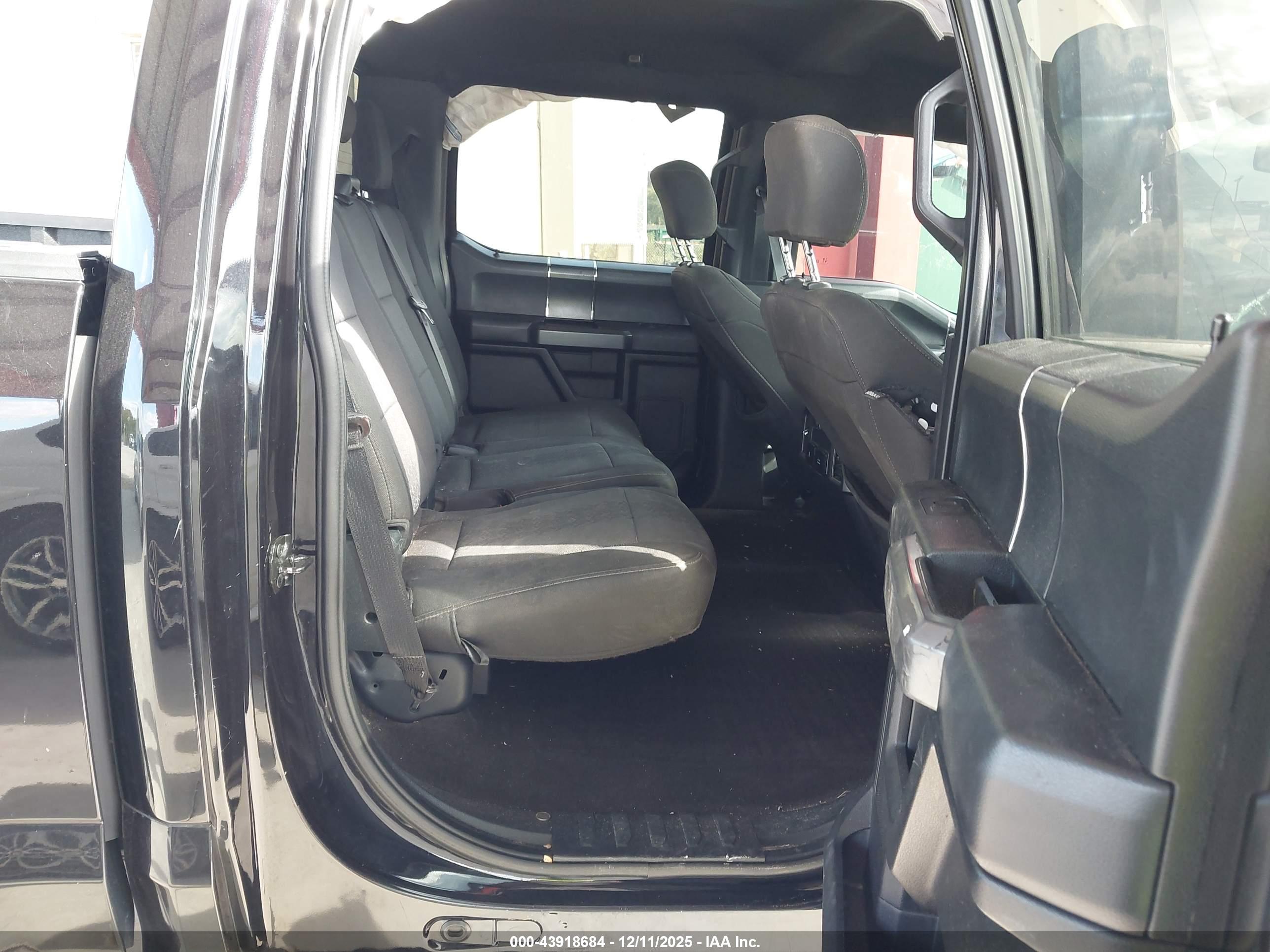 FORD F-150 image 8