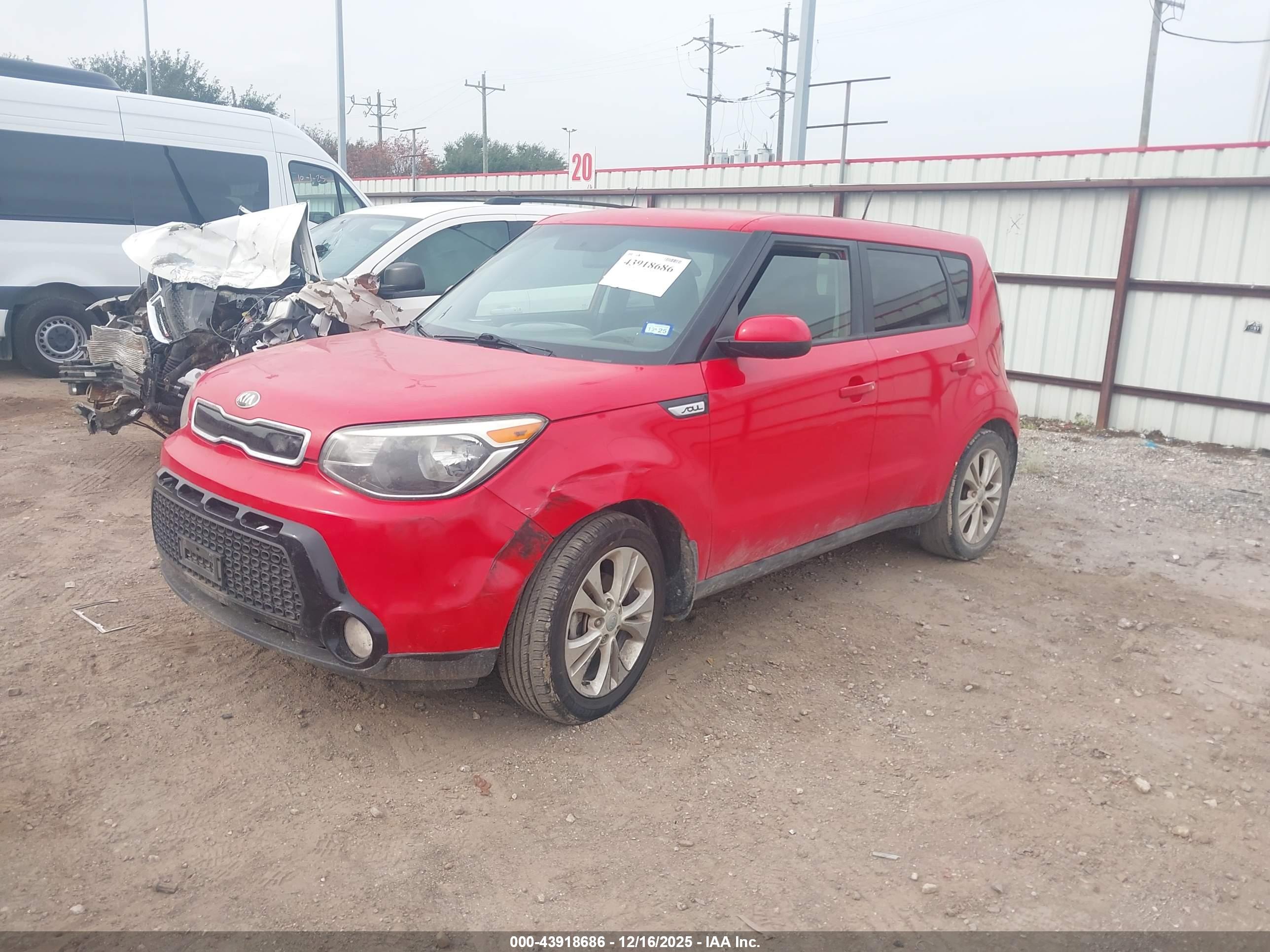 KIA SOUL image 2