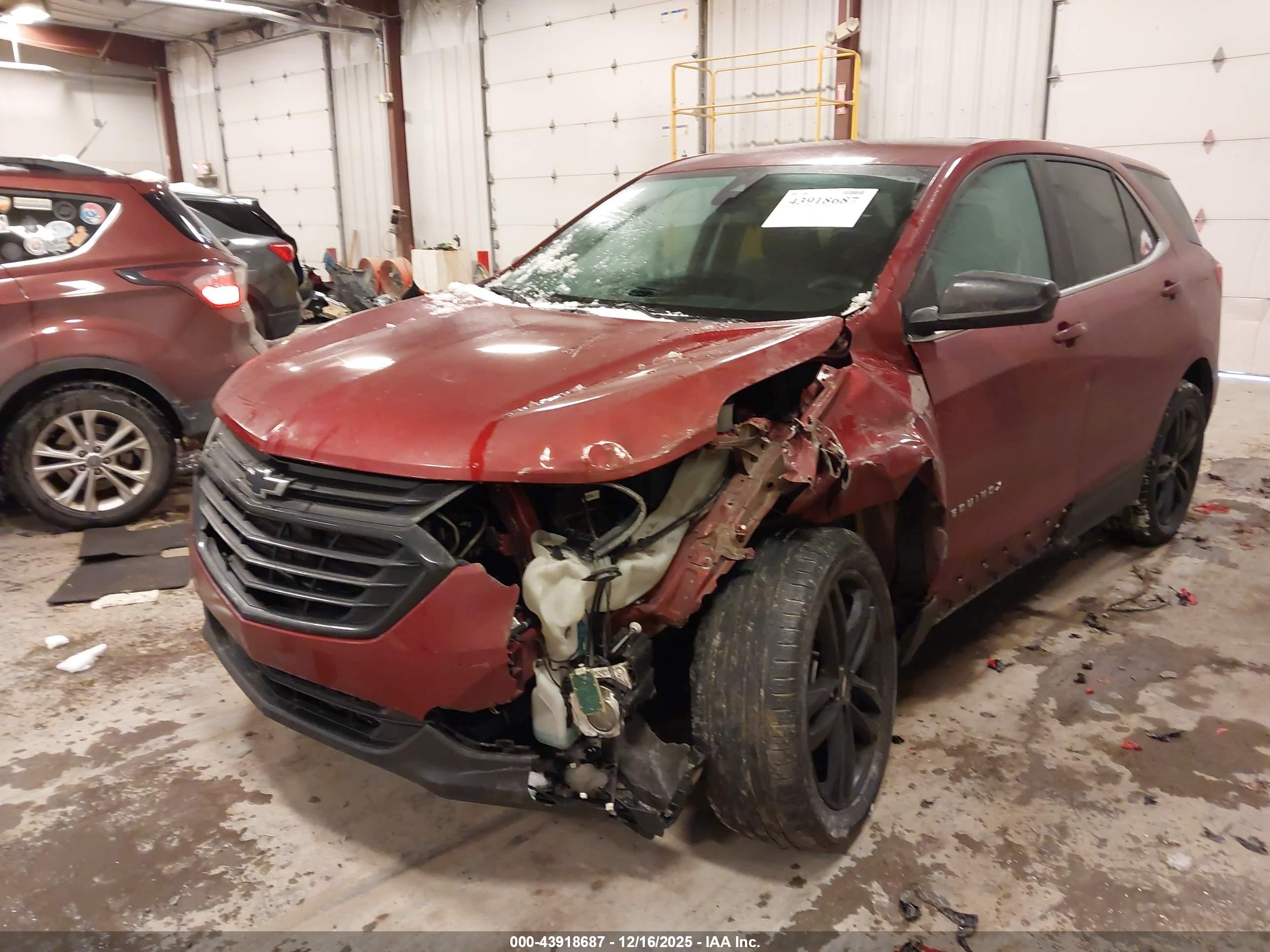 CHEVROLET EQUINOX image 2