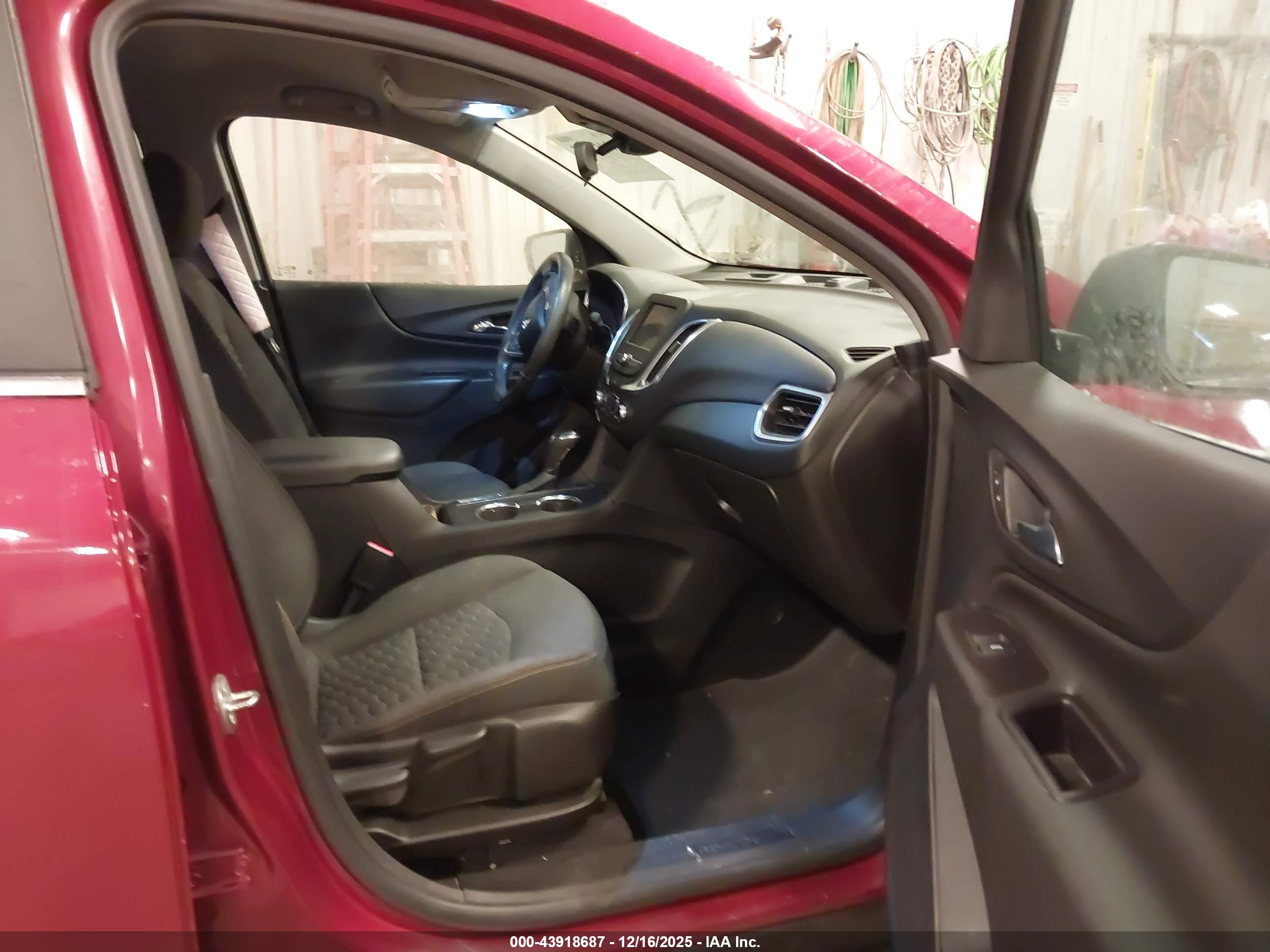 CHEVROLET EQUINOX image 5