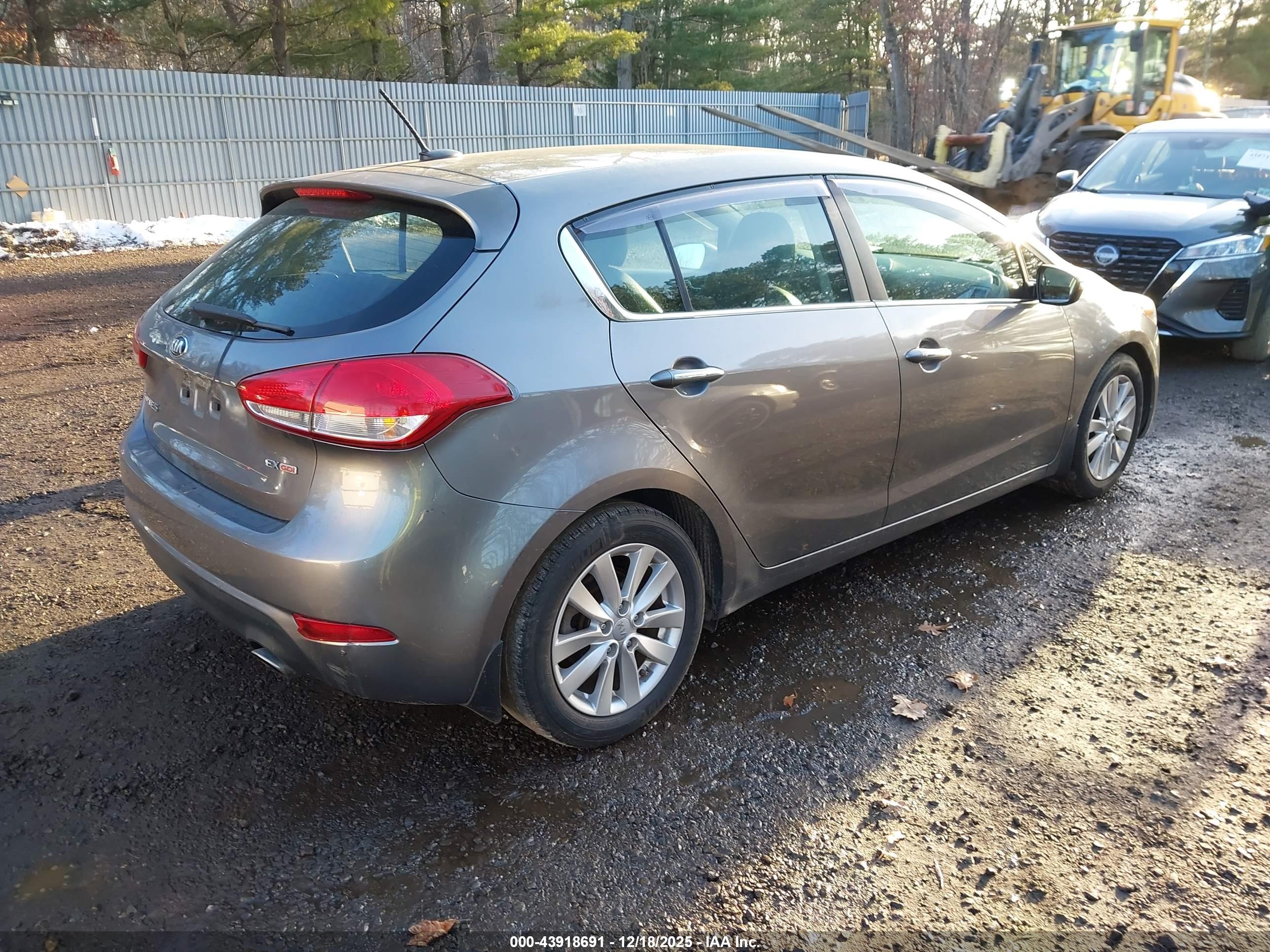 KIA FORTE image 4