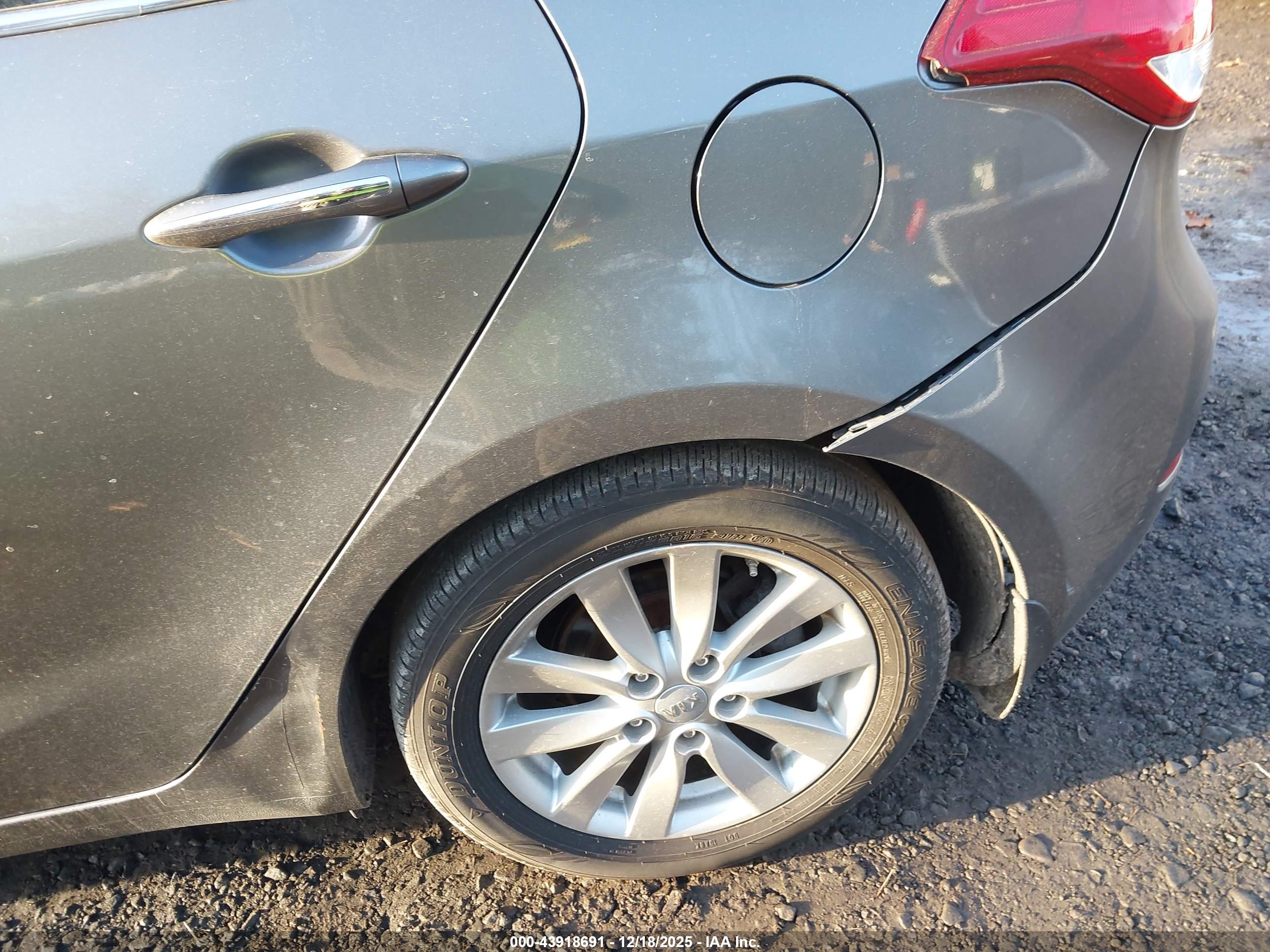 KIA FORTE image 6