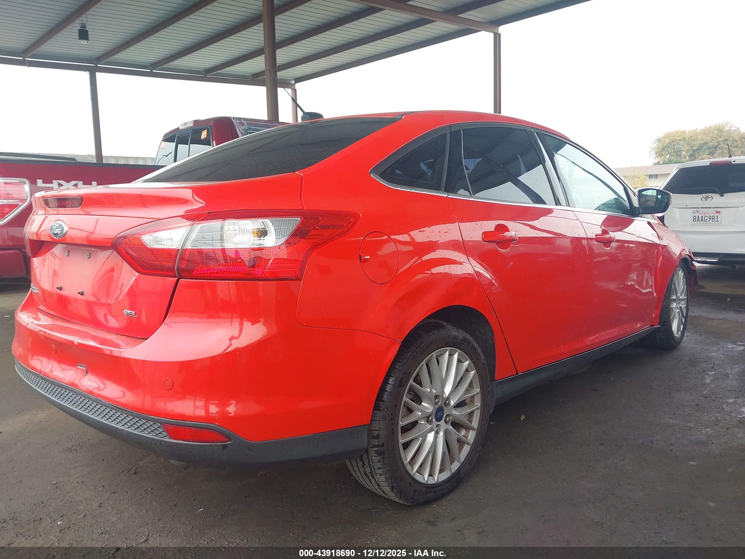 FORD FOCUS image 4