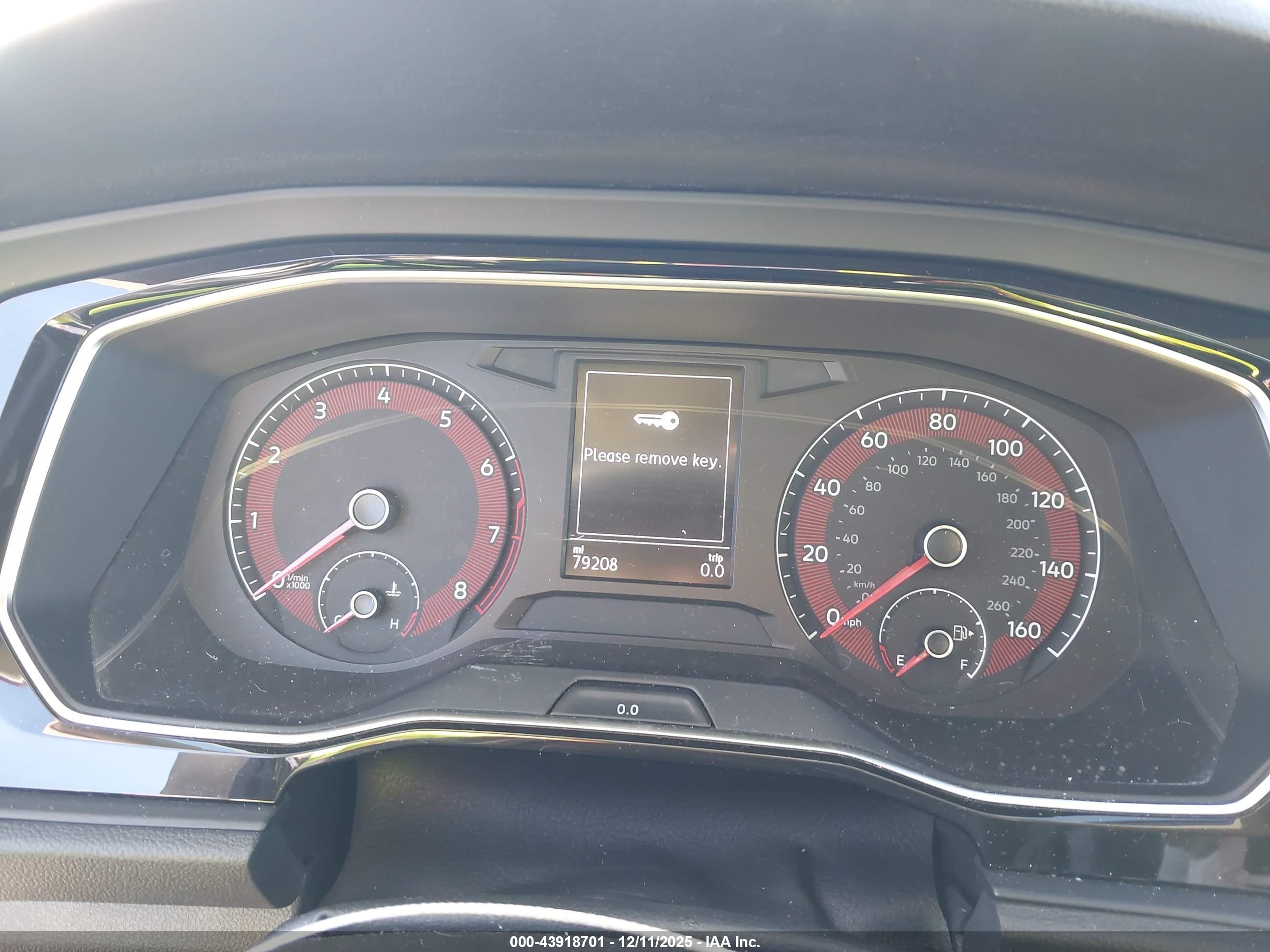 VOLKSWAGEN JETTA image 7