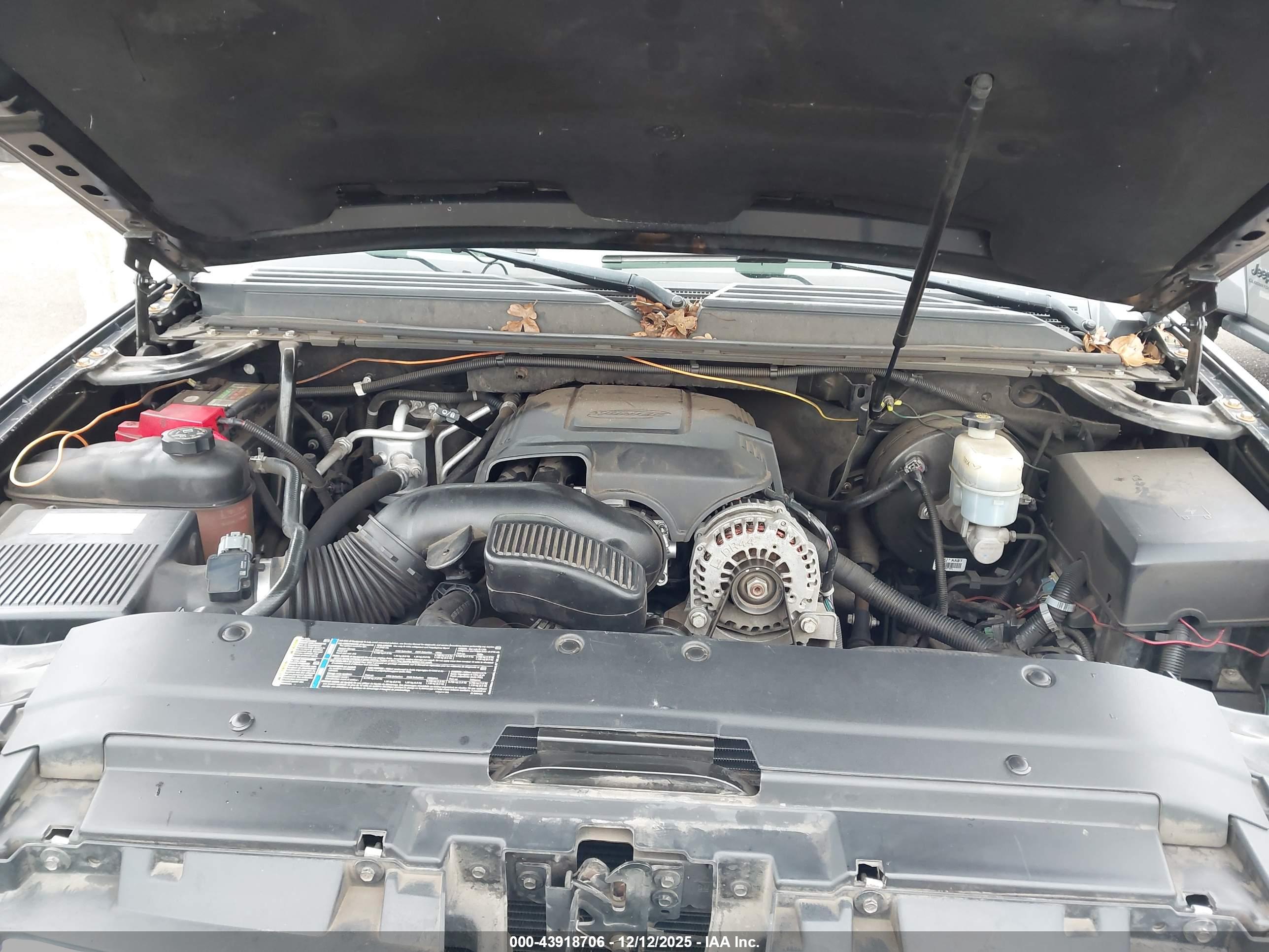 GMC YUKON image 10