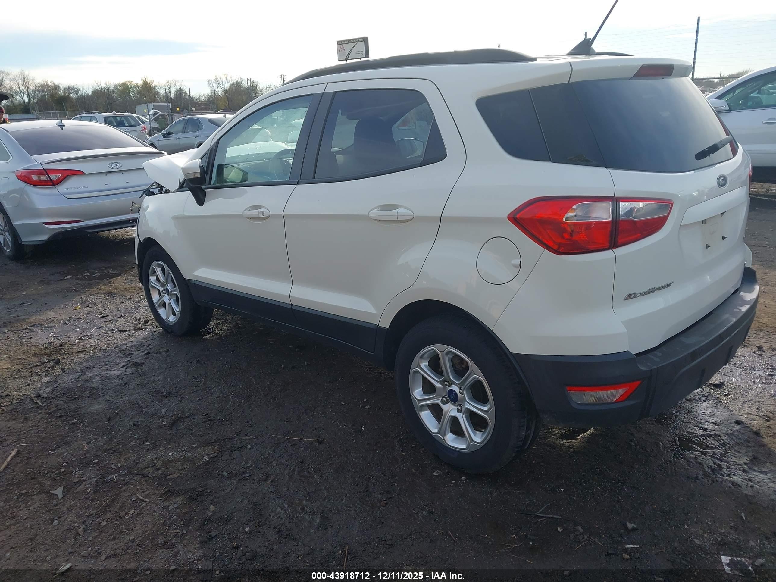 FORD ECOSPORT image 3
