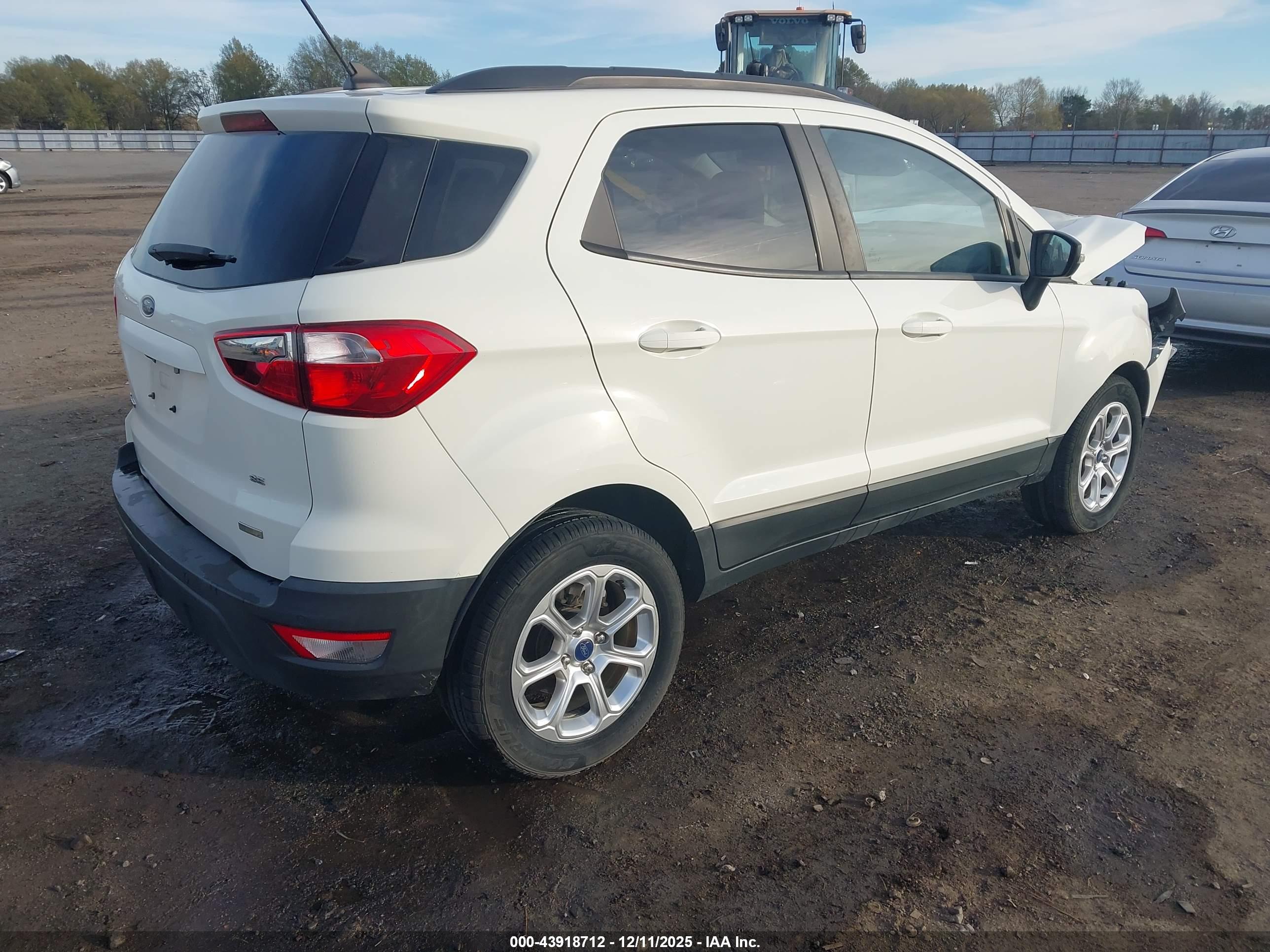 FORD ECOSPORT image 4