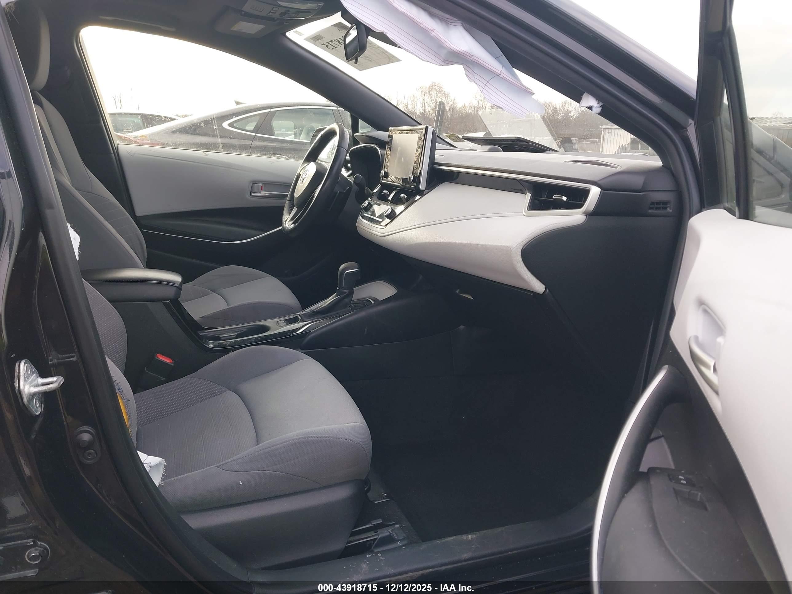 TOYOTA COROLLA image 5