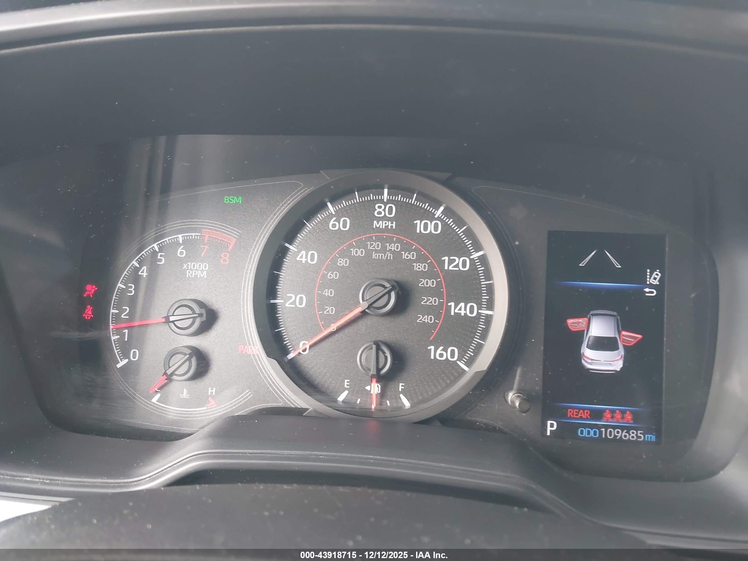 TOYOTA COROLLA image 7