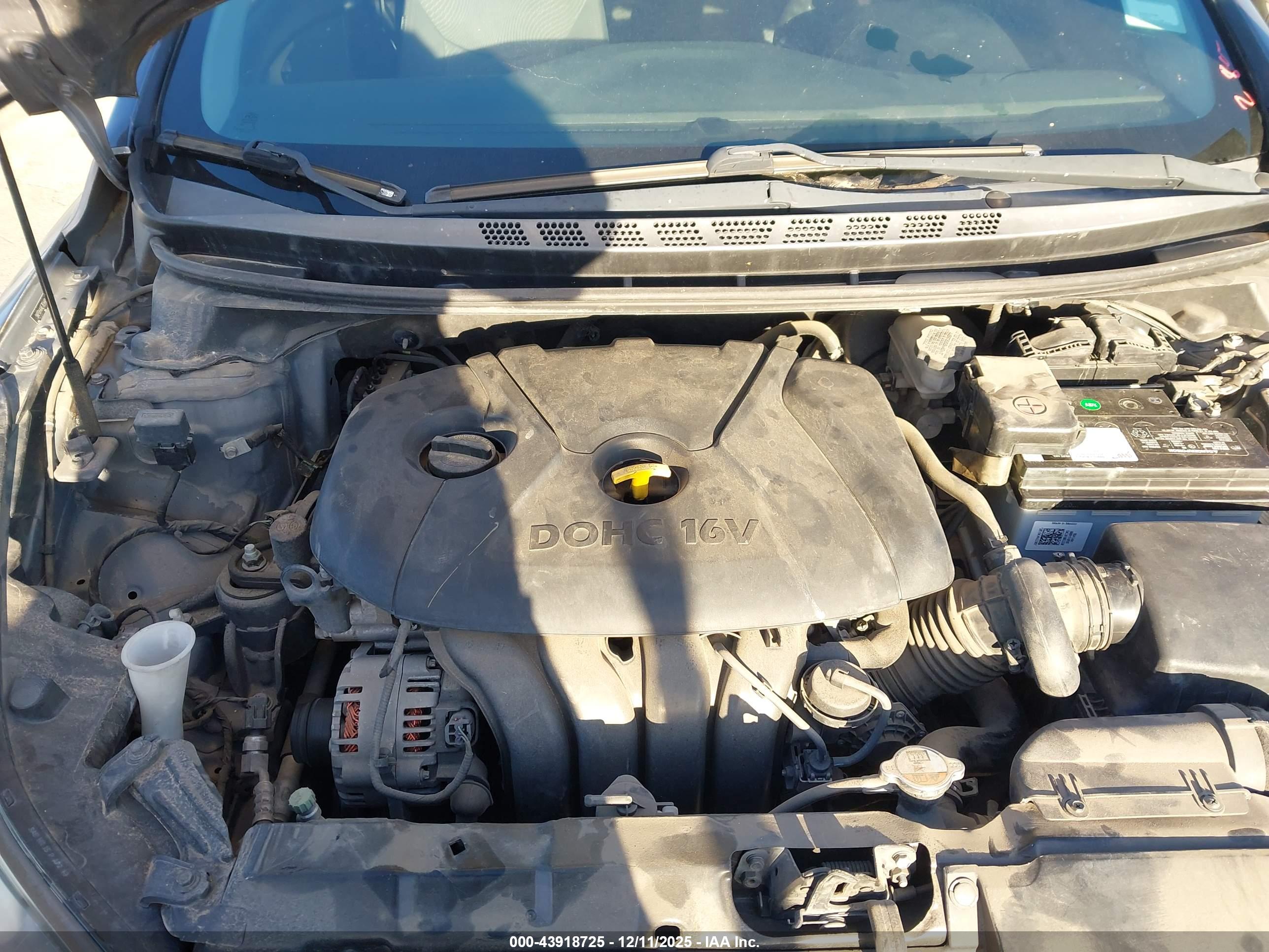 HYUNDAI ELANTRA image 10
