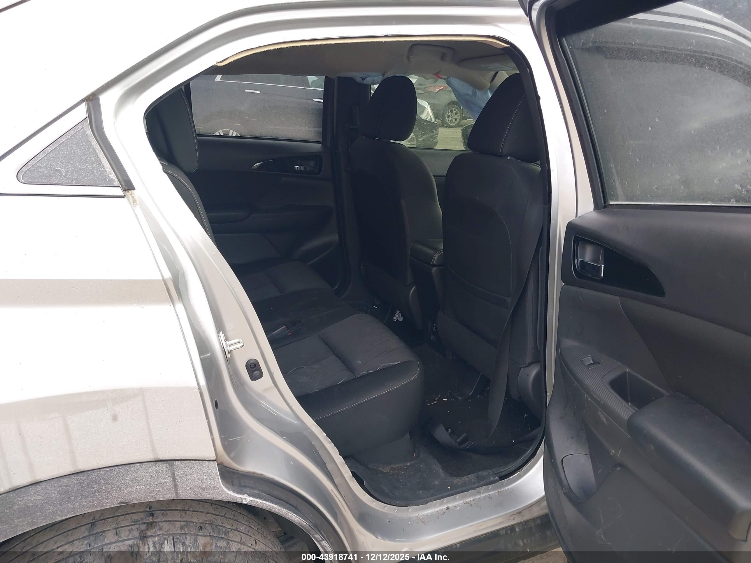 MITSUBISHI ECLIPSE image 8