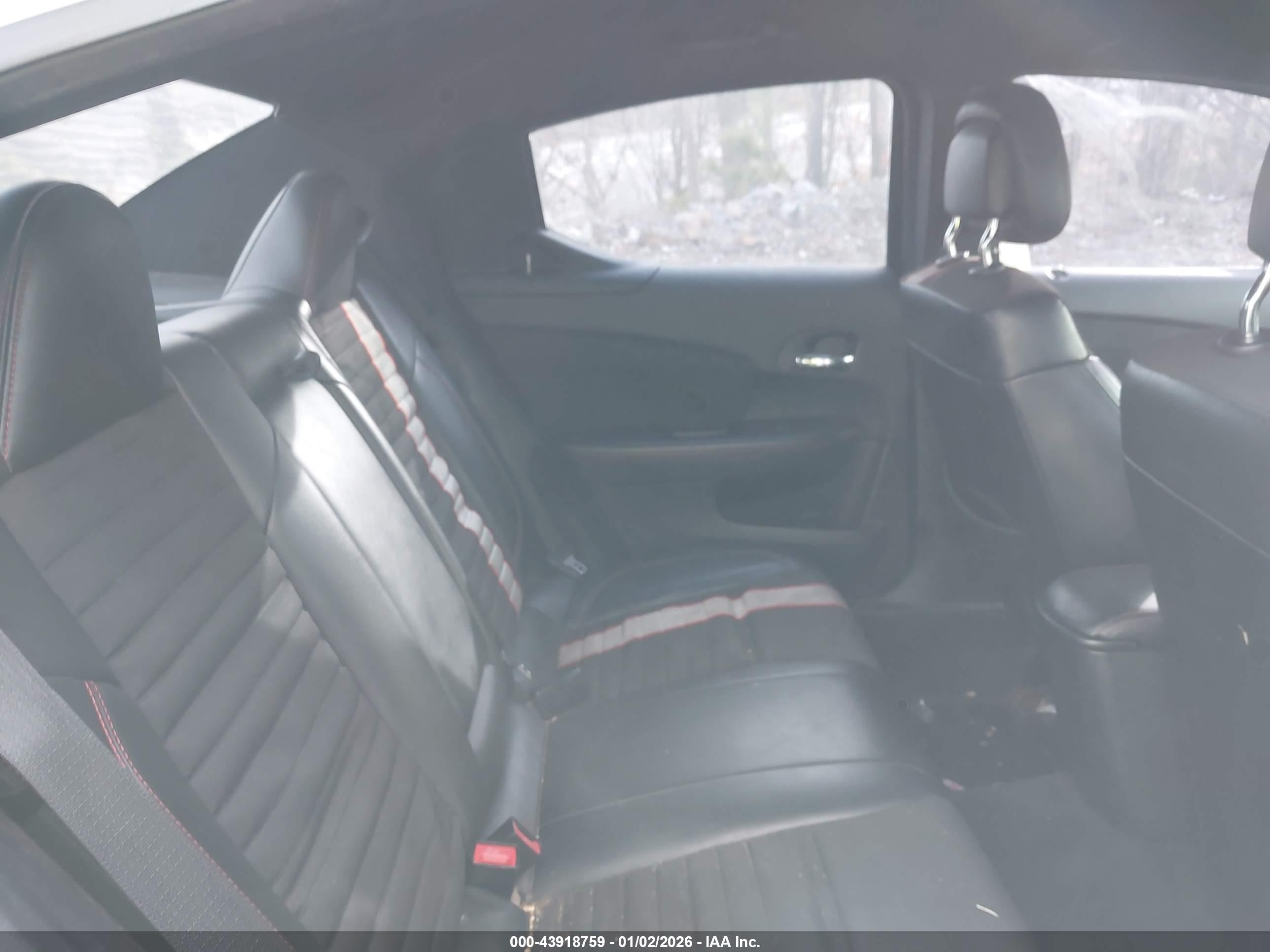 DODGE AVENGER image 8