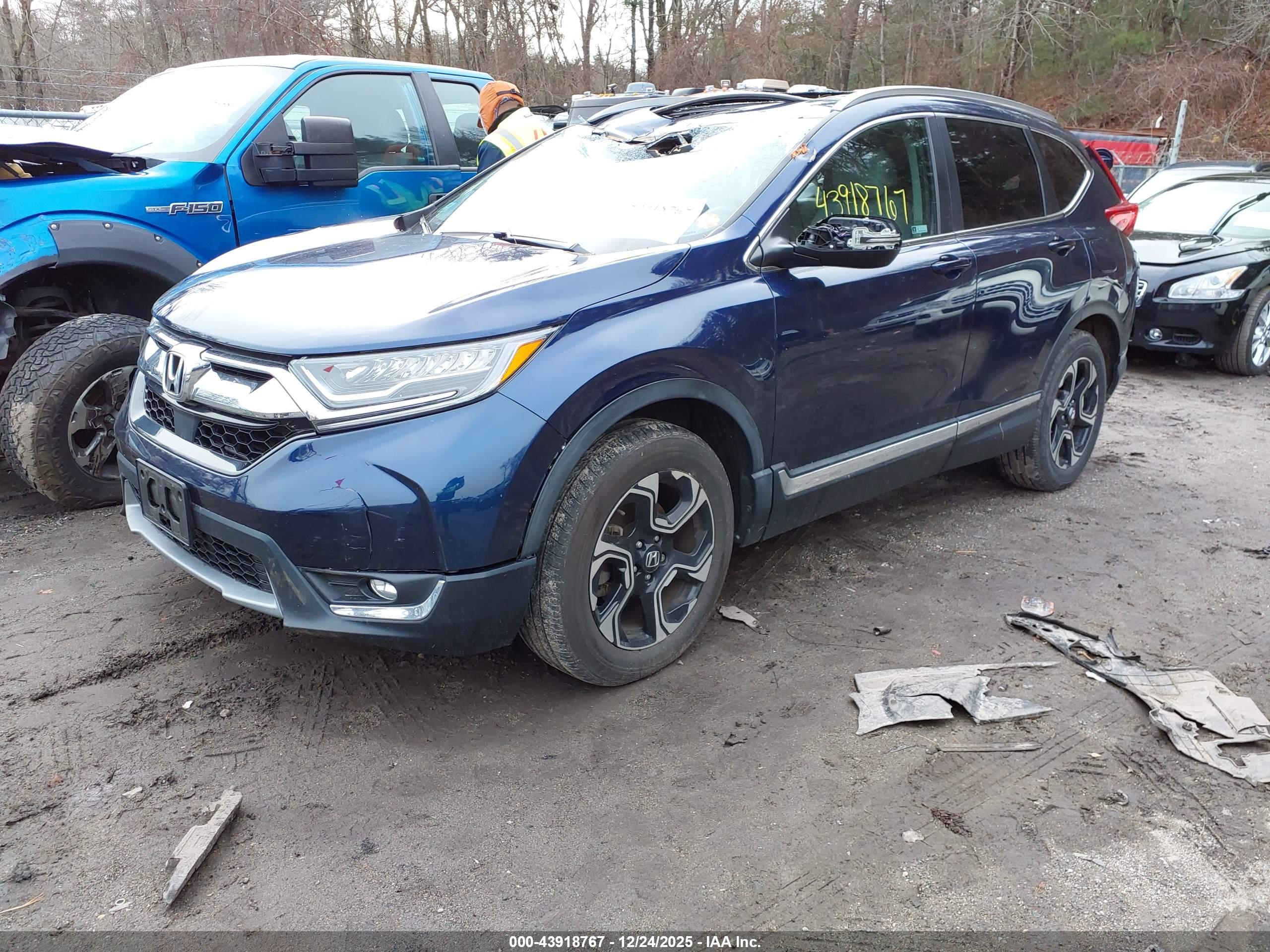 HONDA CR-V image 2