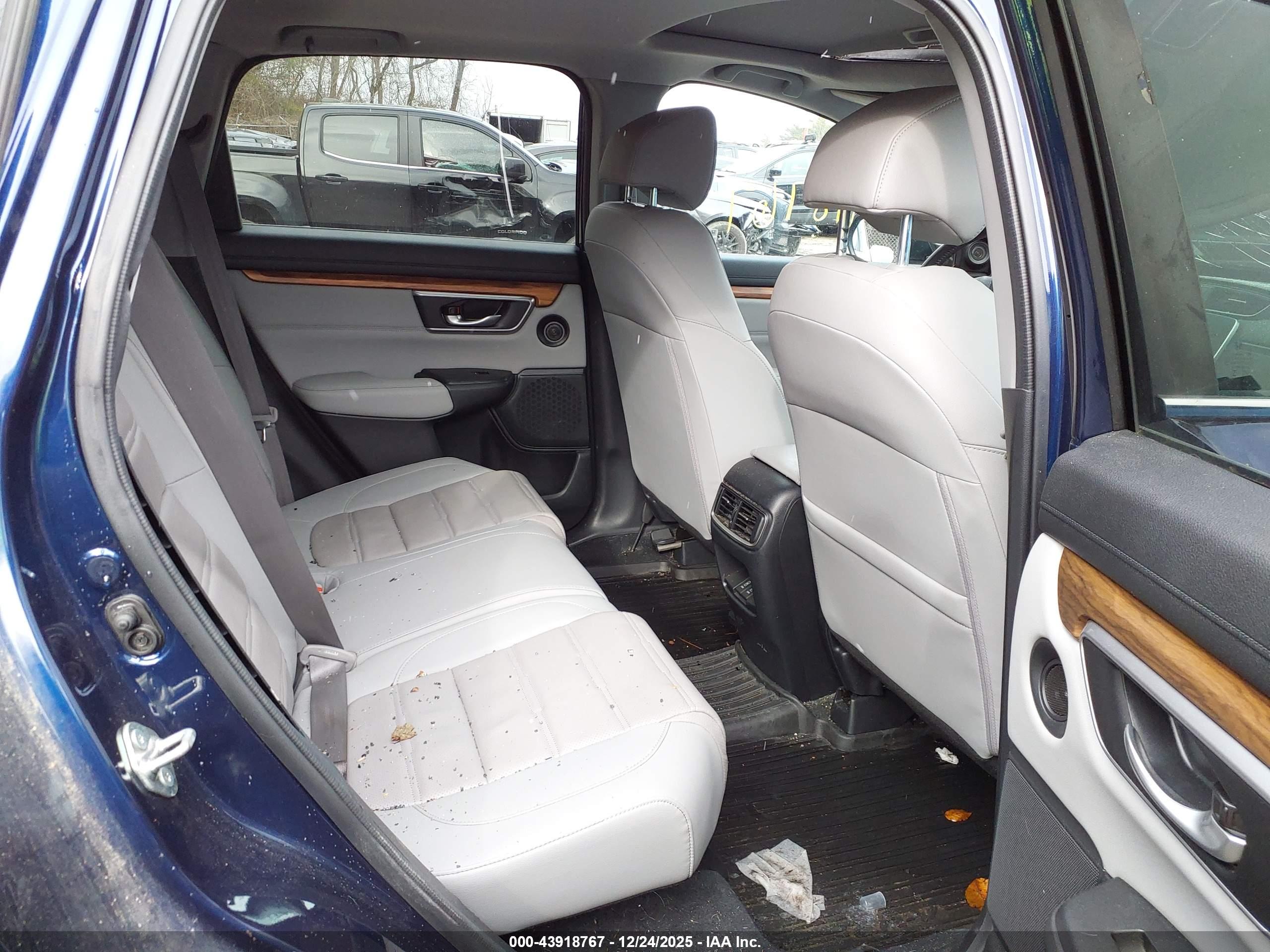 HONDA CR-V image 8