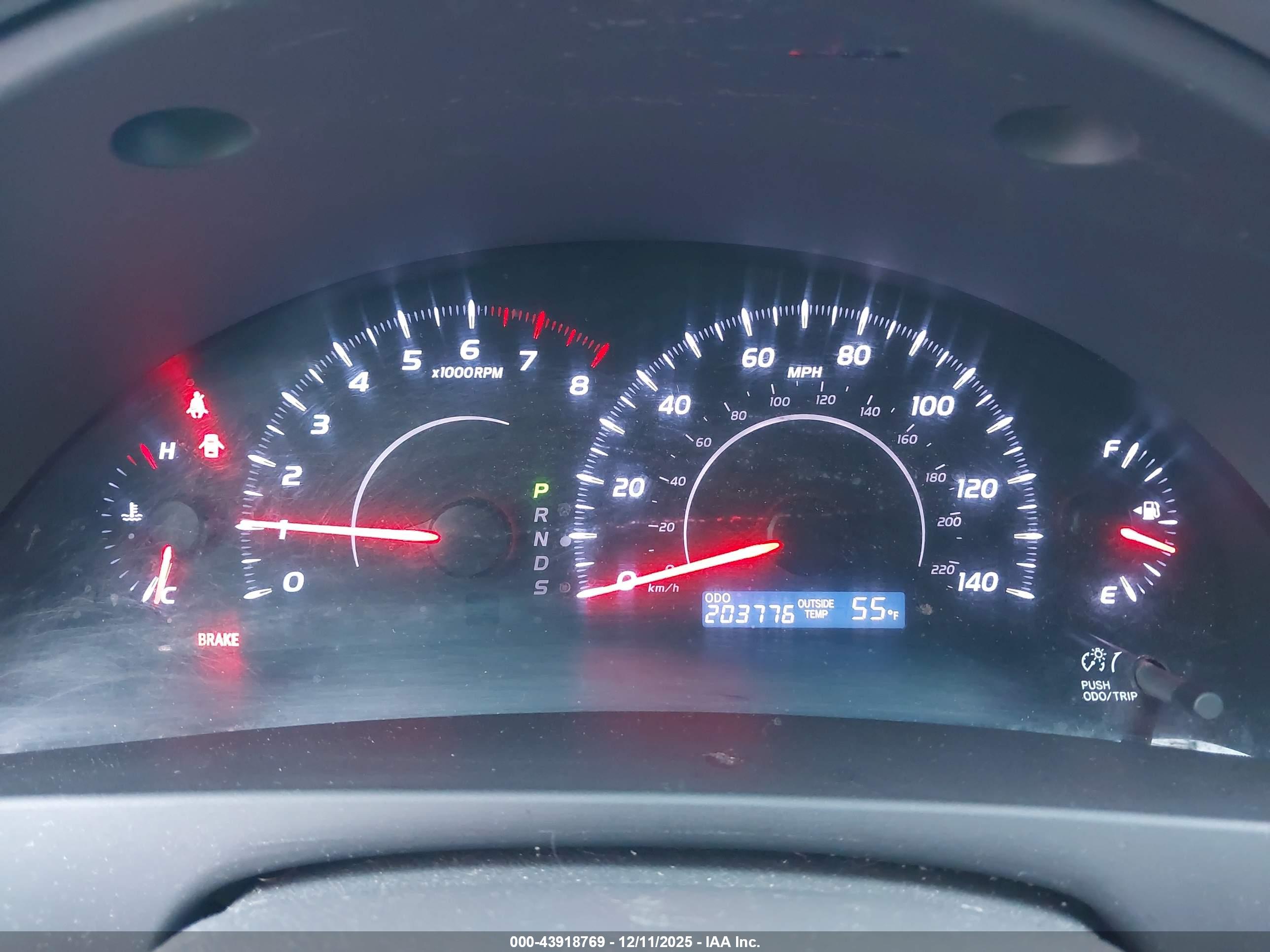 TOYOTA CAMRY image 7
