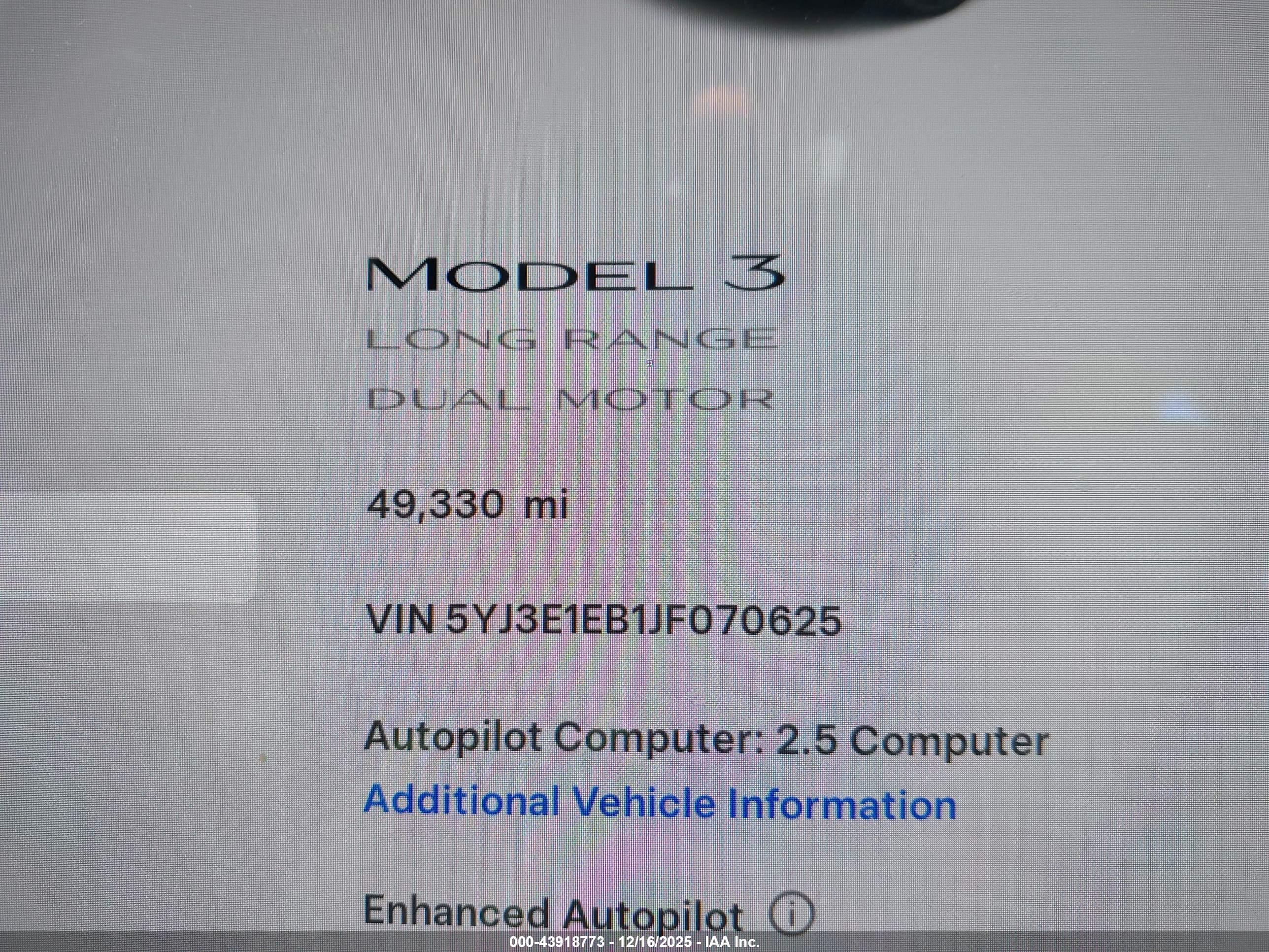 TESLA MODEL image 7