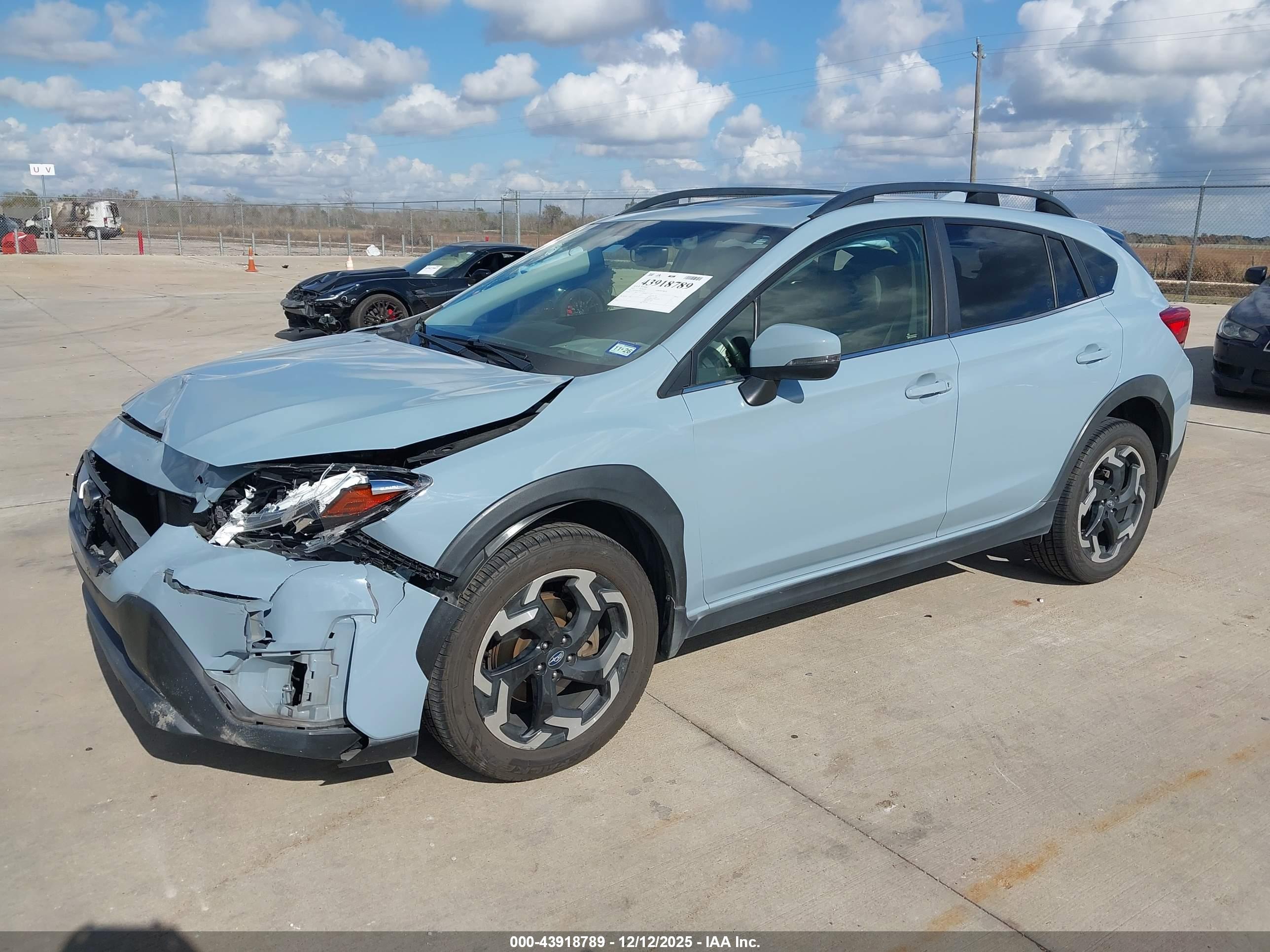 SUBARU CROSSTREK image 2
