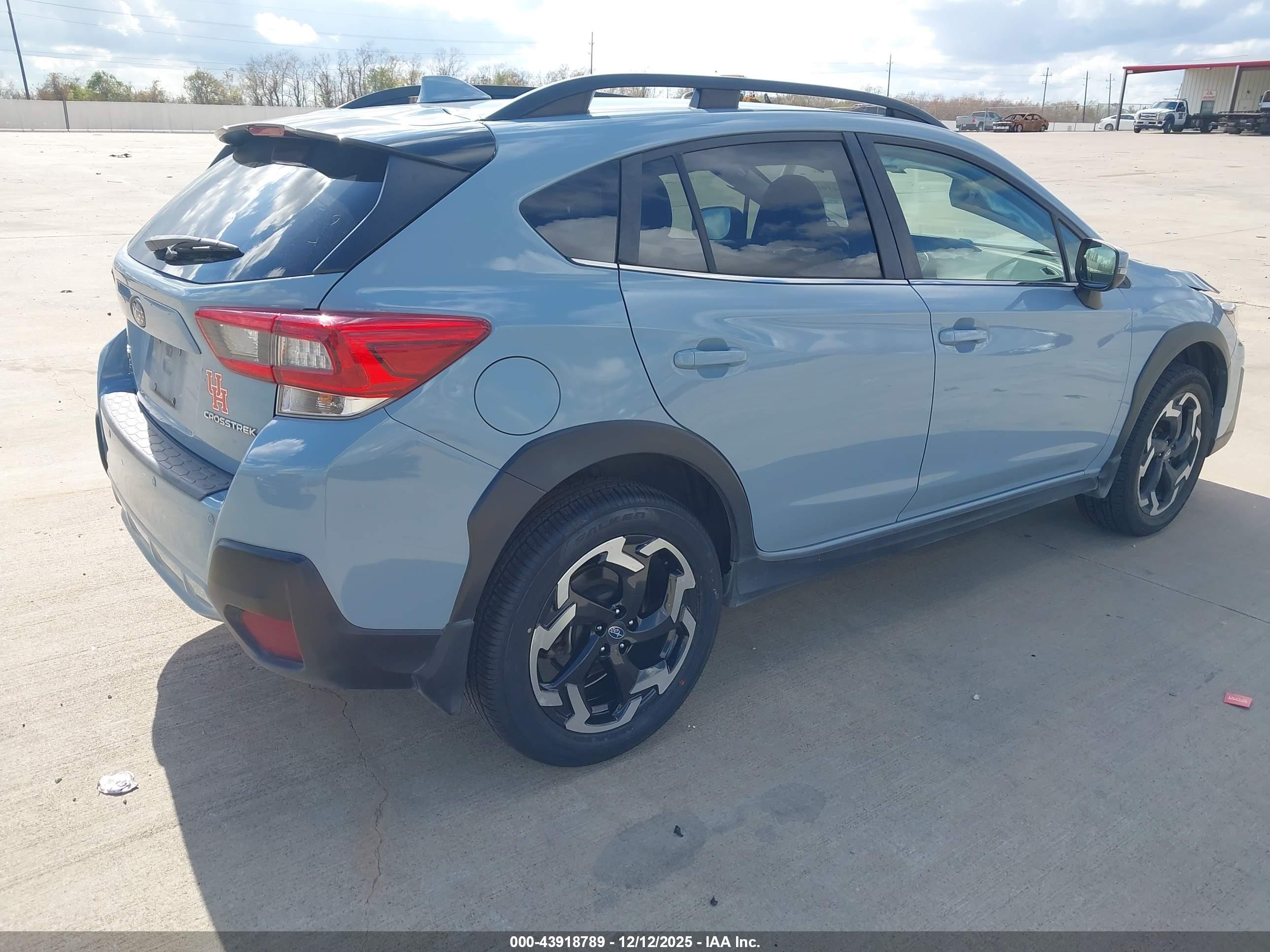 SUBARU CROSSTREK image 4
