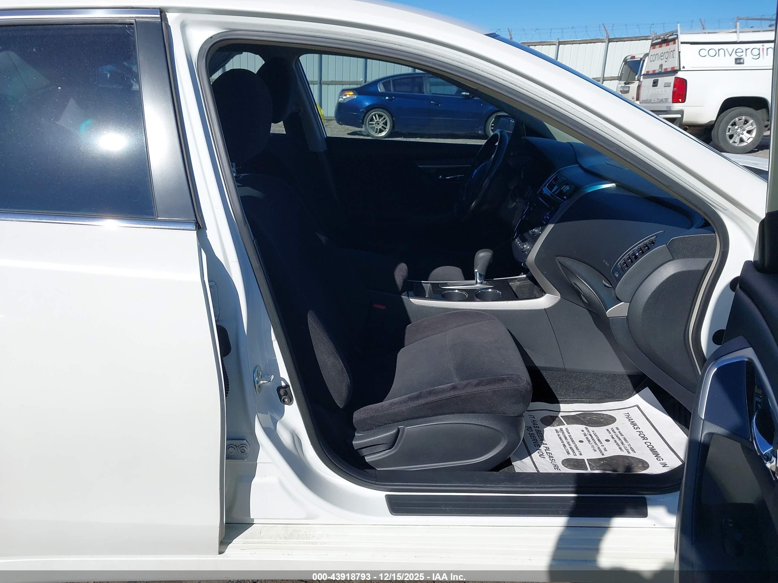 NISSAN ALTIMA image 5