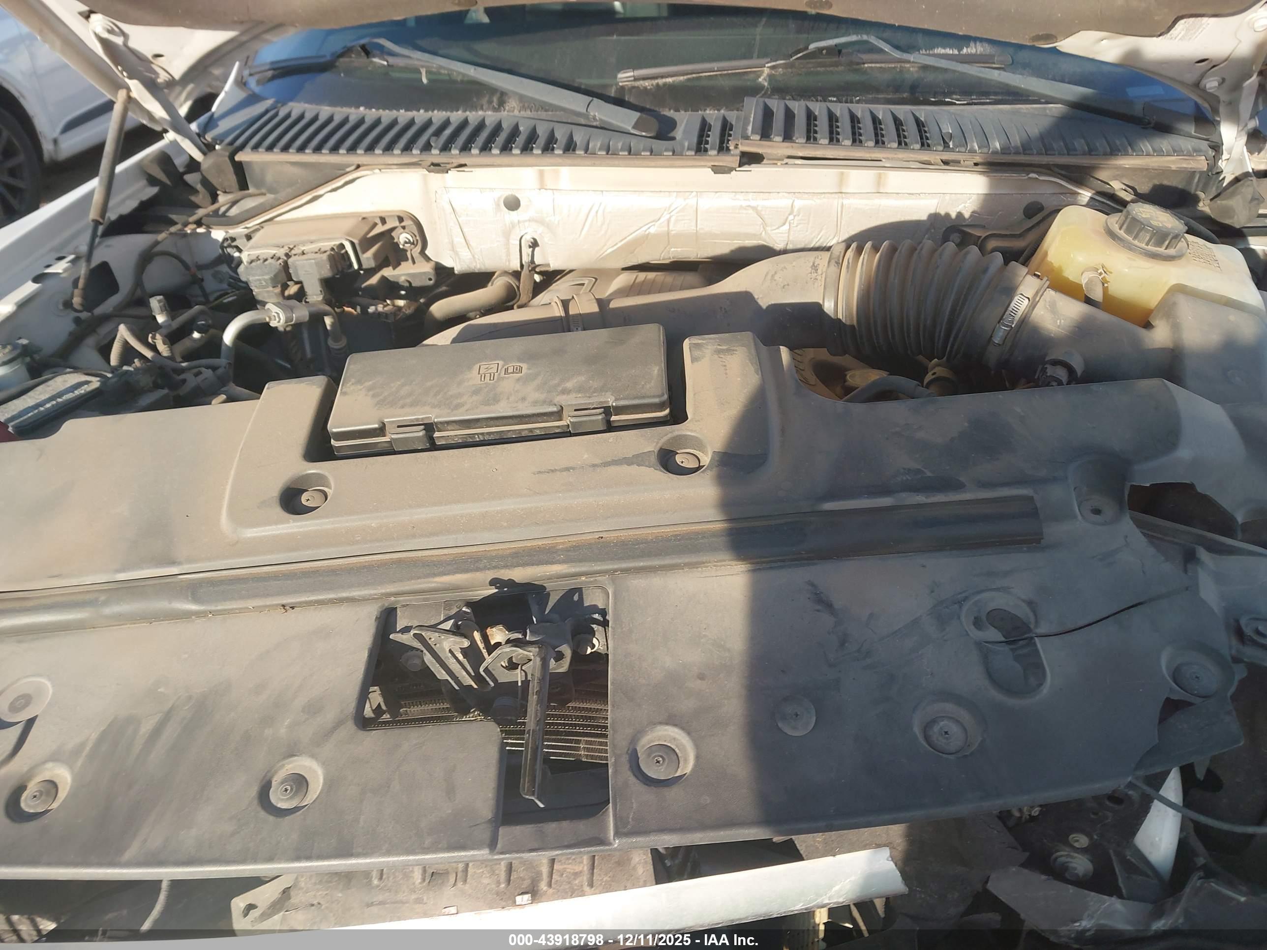 FORD EXPEDITION image 10