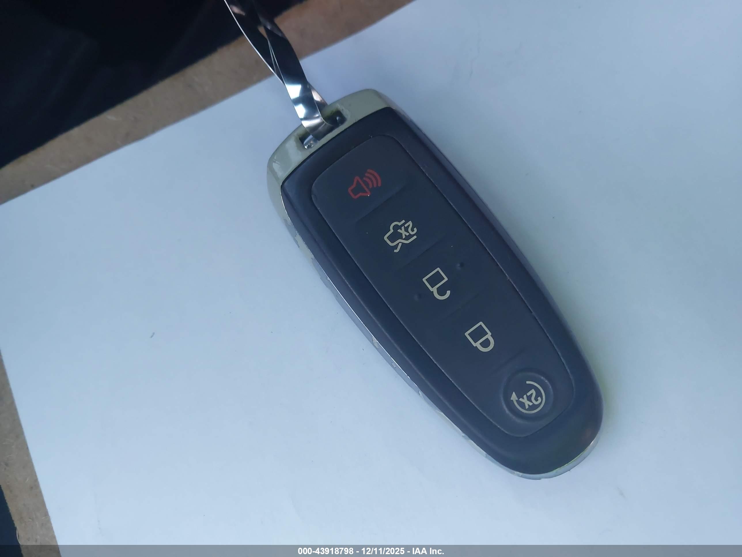 FORD EXPEDITION image 11