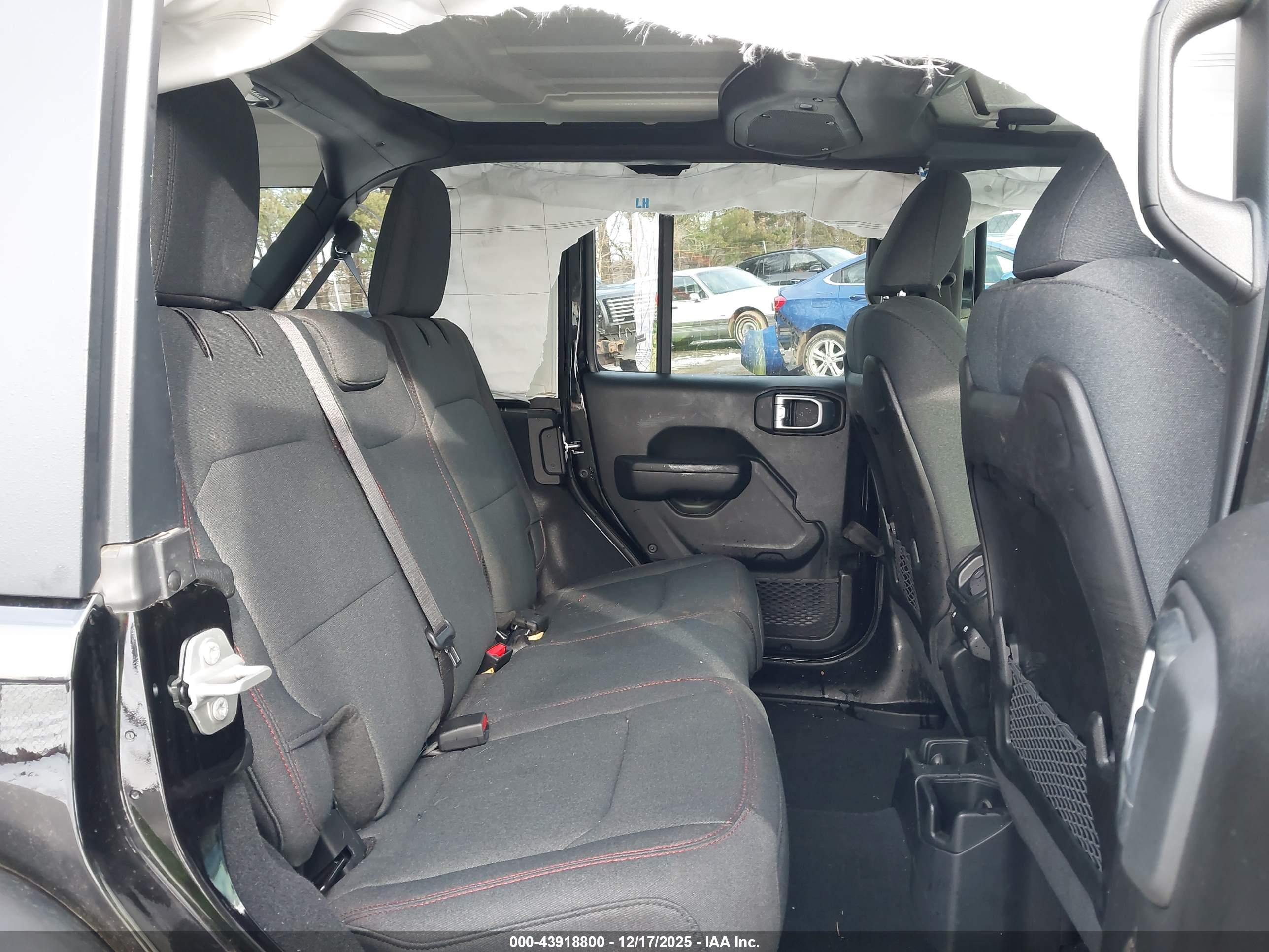 JEEP WRANGLER image 8