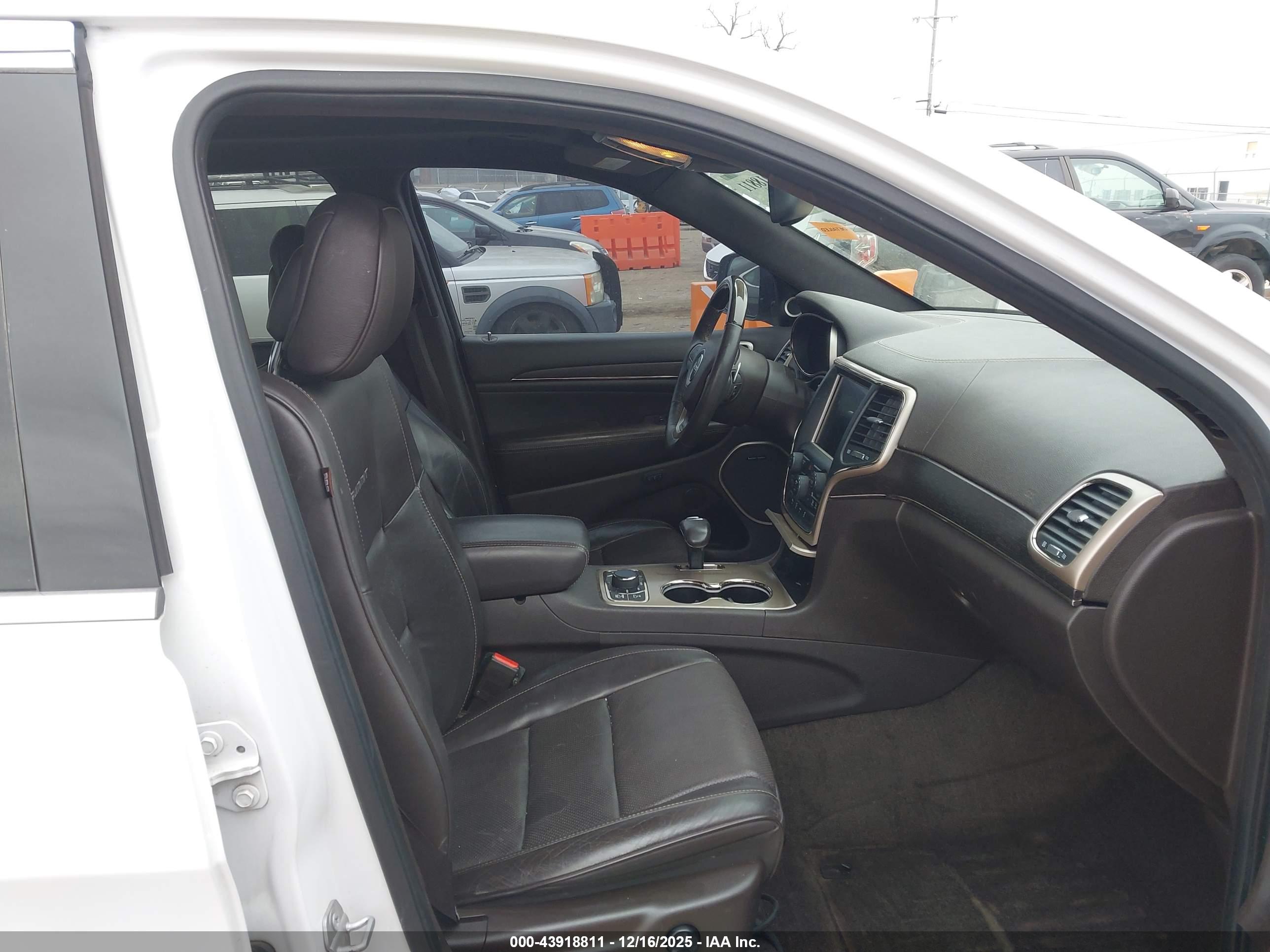 JEEP GRAND image 5