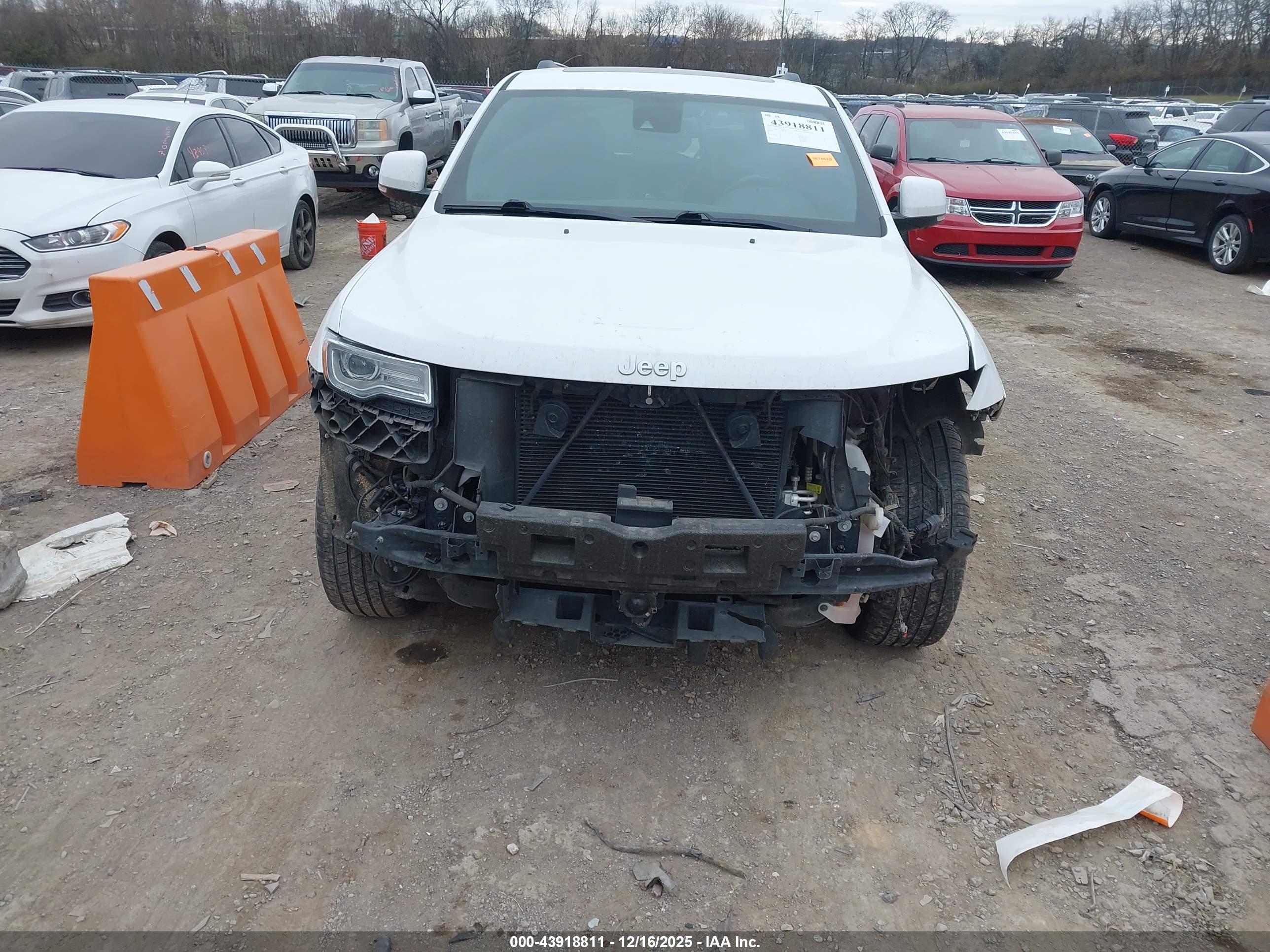 JEEP GRAND image 6