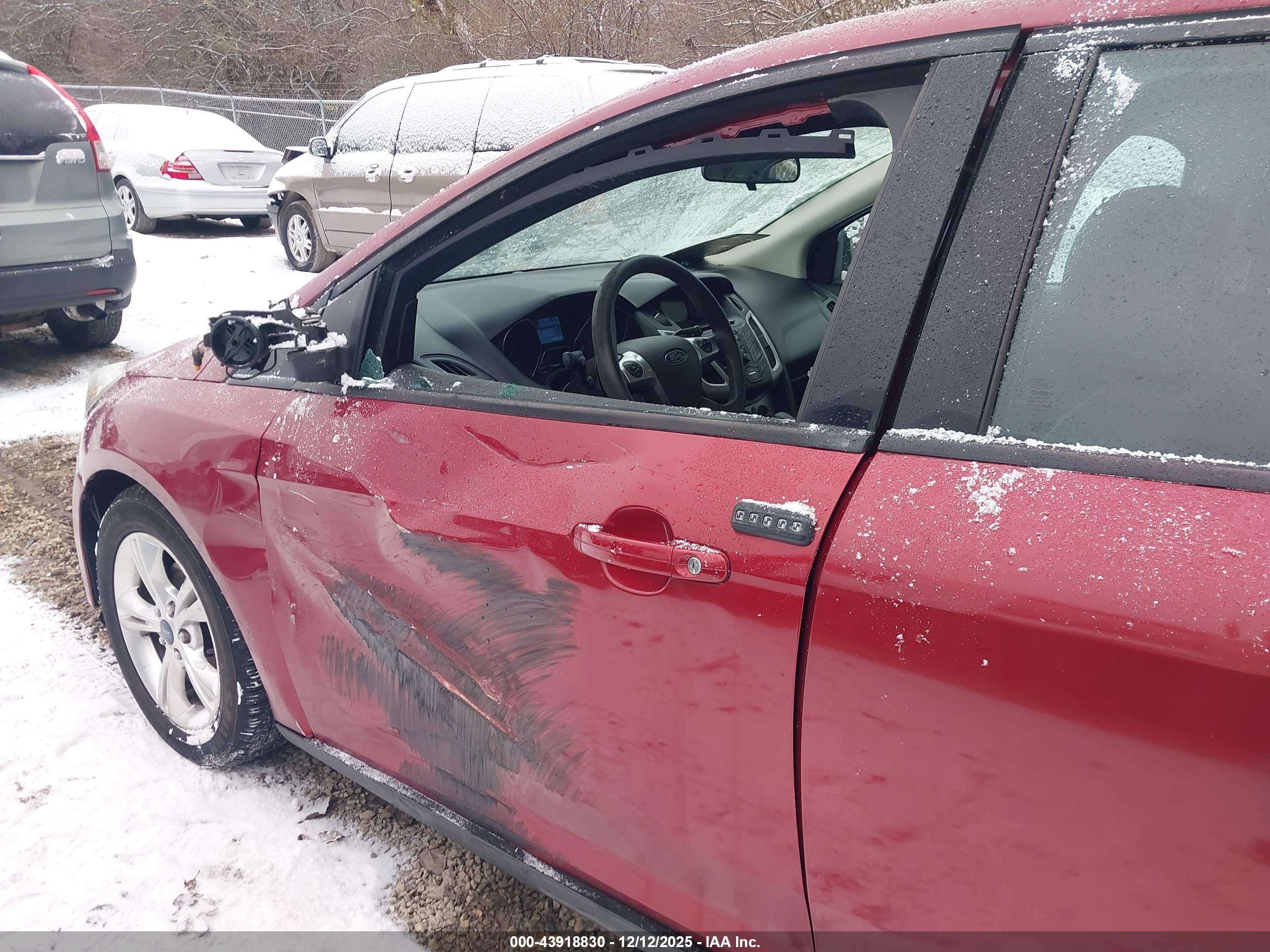 FORD FOCUS image 6