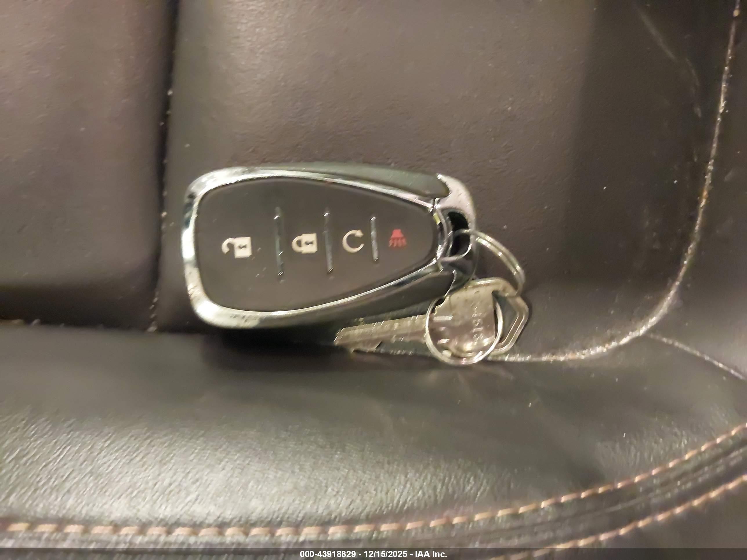 CHEVROLET TRAX image 11
