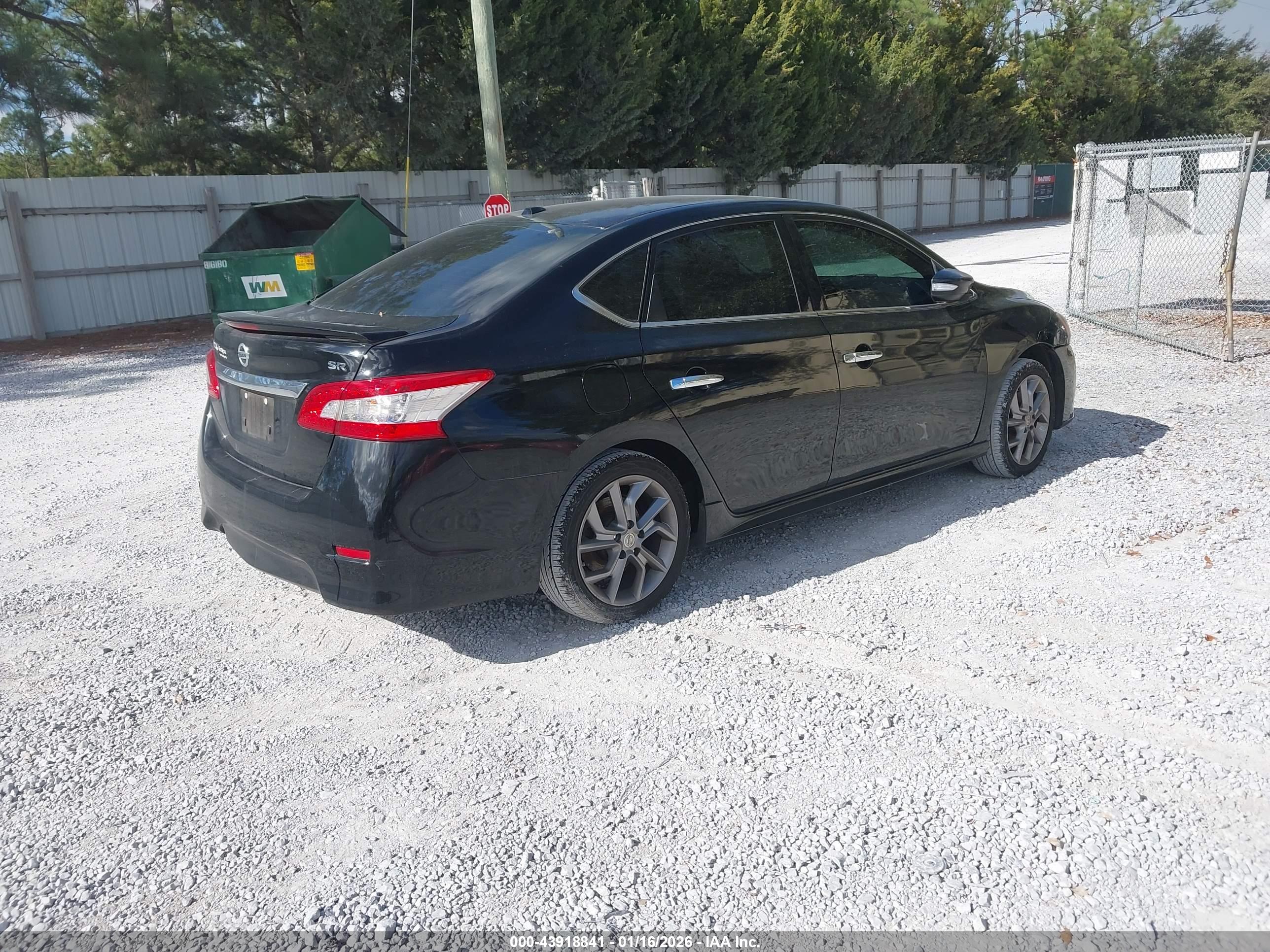 NISSAN SENTRA image 4
