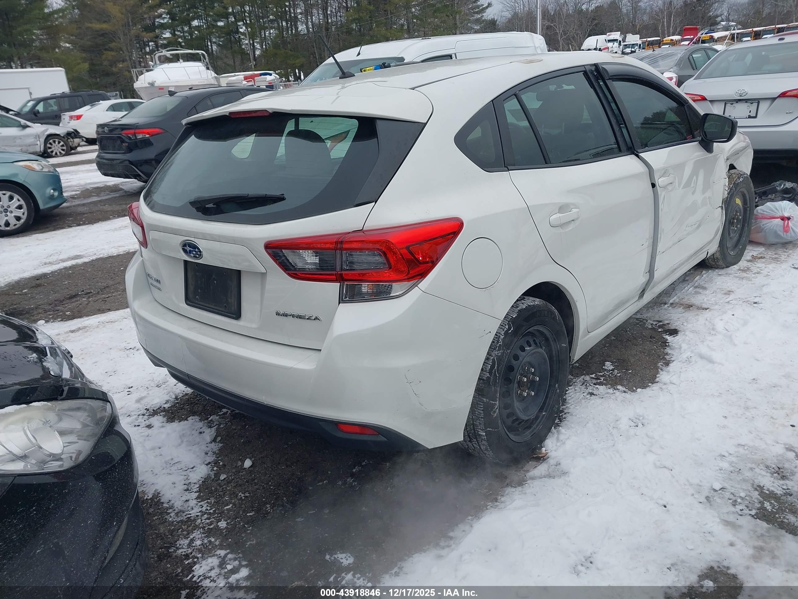 SUBARU IMPREZA image 4